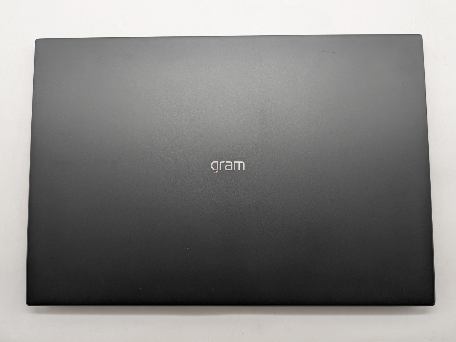 LG Gram 16 16Z90P 16in 2560×1600 i7-1165G7 16GB 1TB SSD Win11 Home