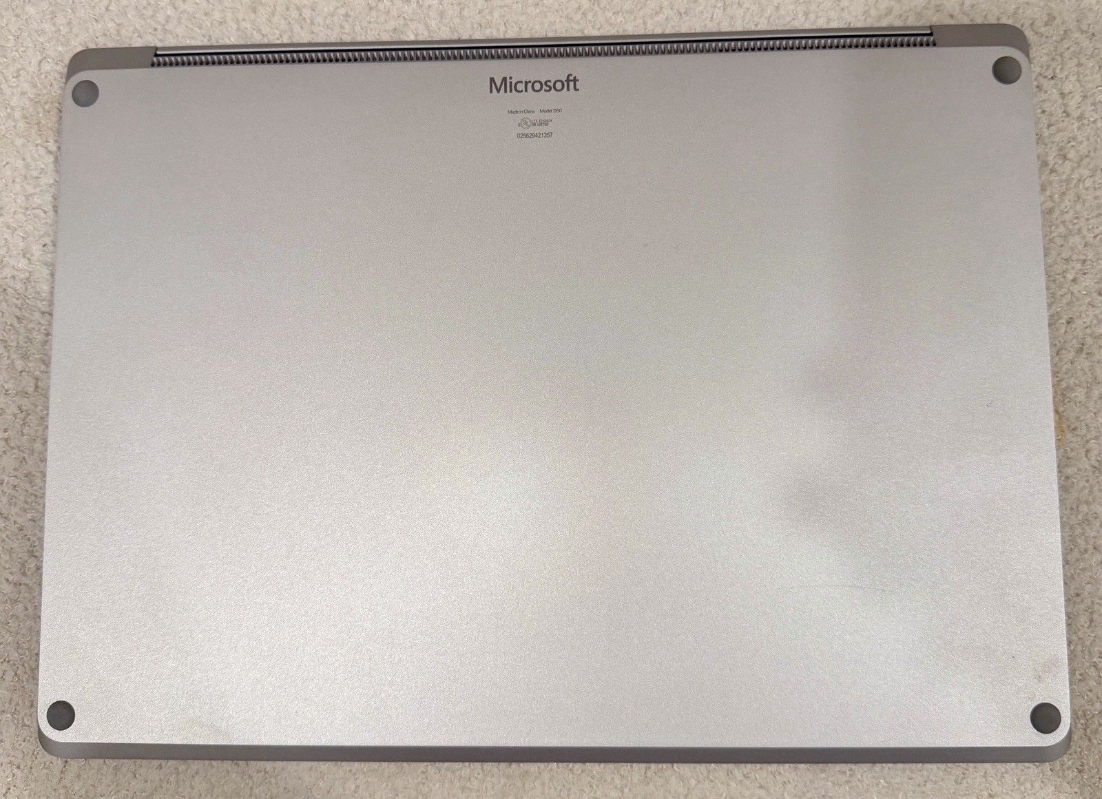 Microsoft Surface Laptop 4 13.5″ Touchscreen i7-1185G7 16GB 512GB SSD Win 11
