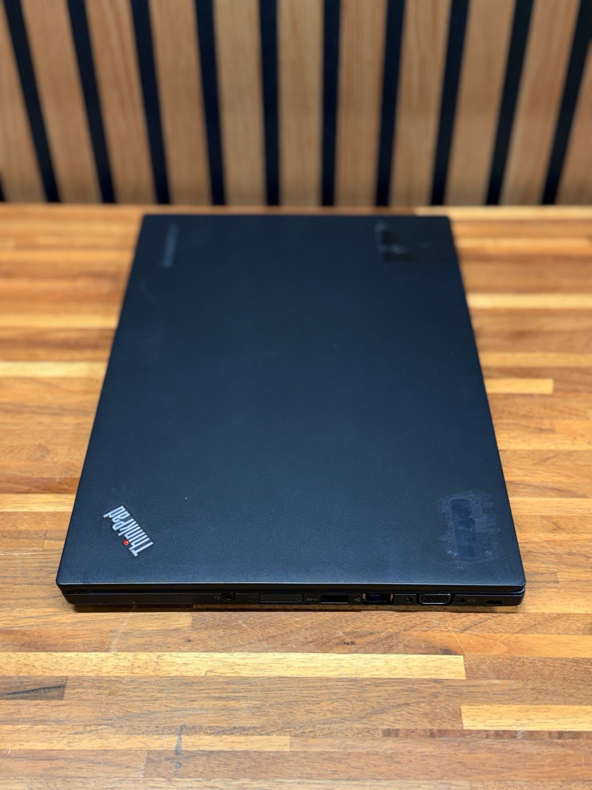 Lenovo ThinkPad T450s – i7-5600U, 8GB RAM, 180GB Intel SSD, Windows 11 Pro
