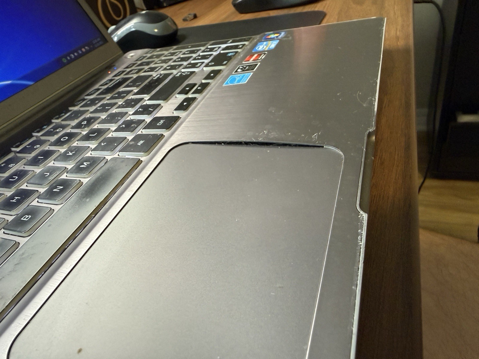 Samsung Laptop Intel Core i7 AMD Radeon Windows 7 – AS IS SEE DESCRIPTION