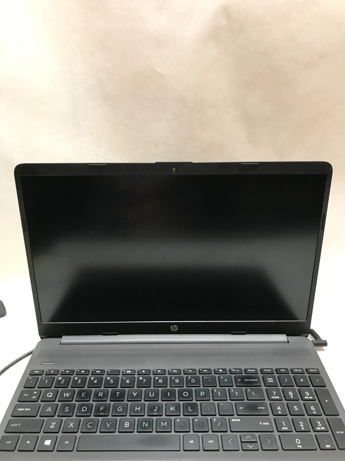 HP 255 G8 15″ AMD Ryzen CPU NO RAM NO SSD/OS For Parts/Repair Will Not Boot – DW