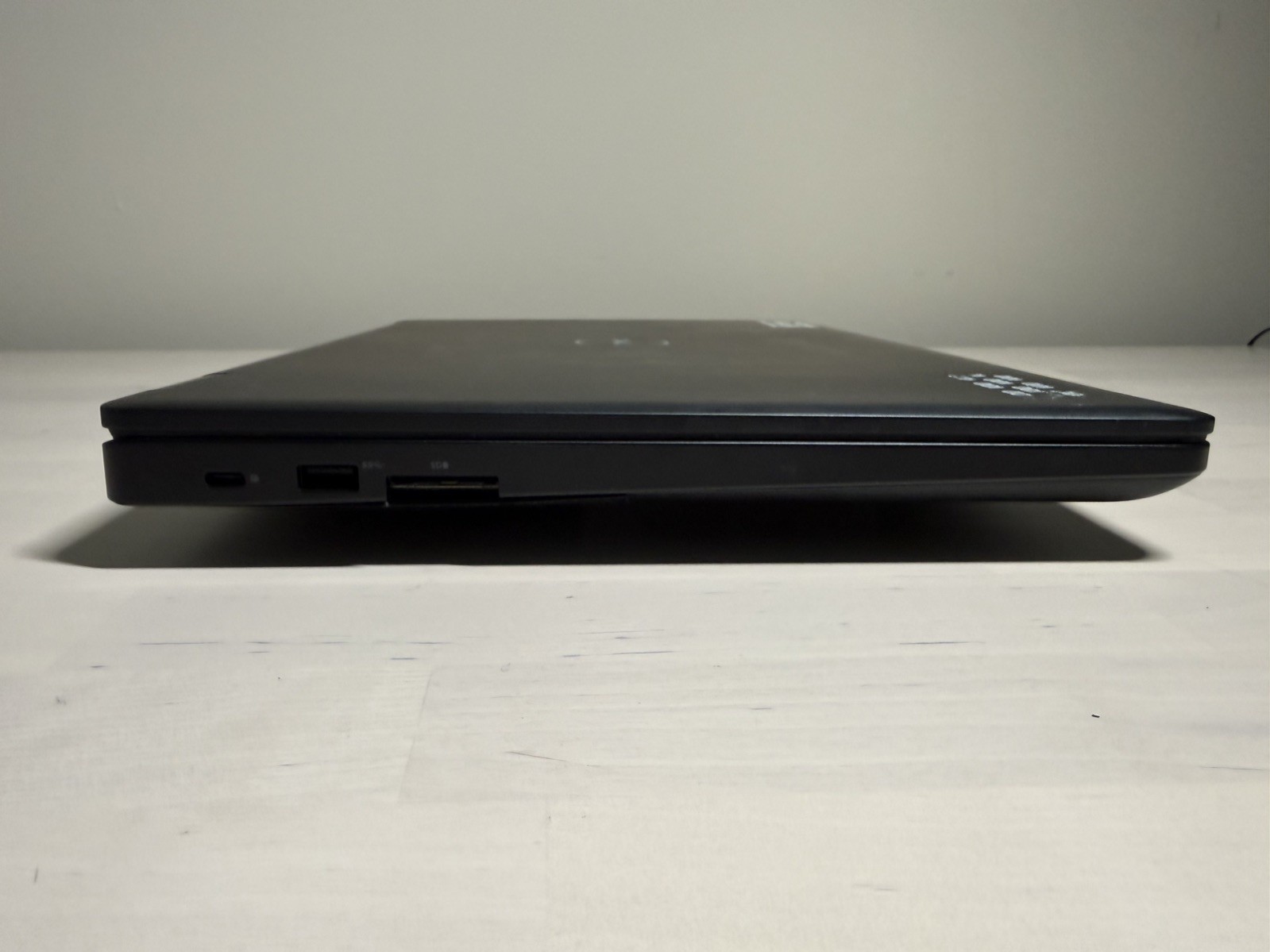 Dell Latitude 5580 Laptop Intel Core i5 7th Gen No HD/OS/AC Adapter- Bad Battery