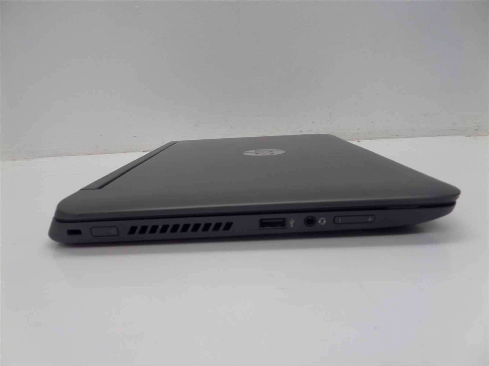 HP Pavilion x360 11-n010dx N3540 2.16GHz 4GB RAM 500GB HDD Win8.1 – Bad Batt.
