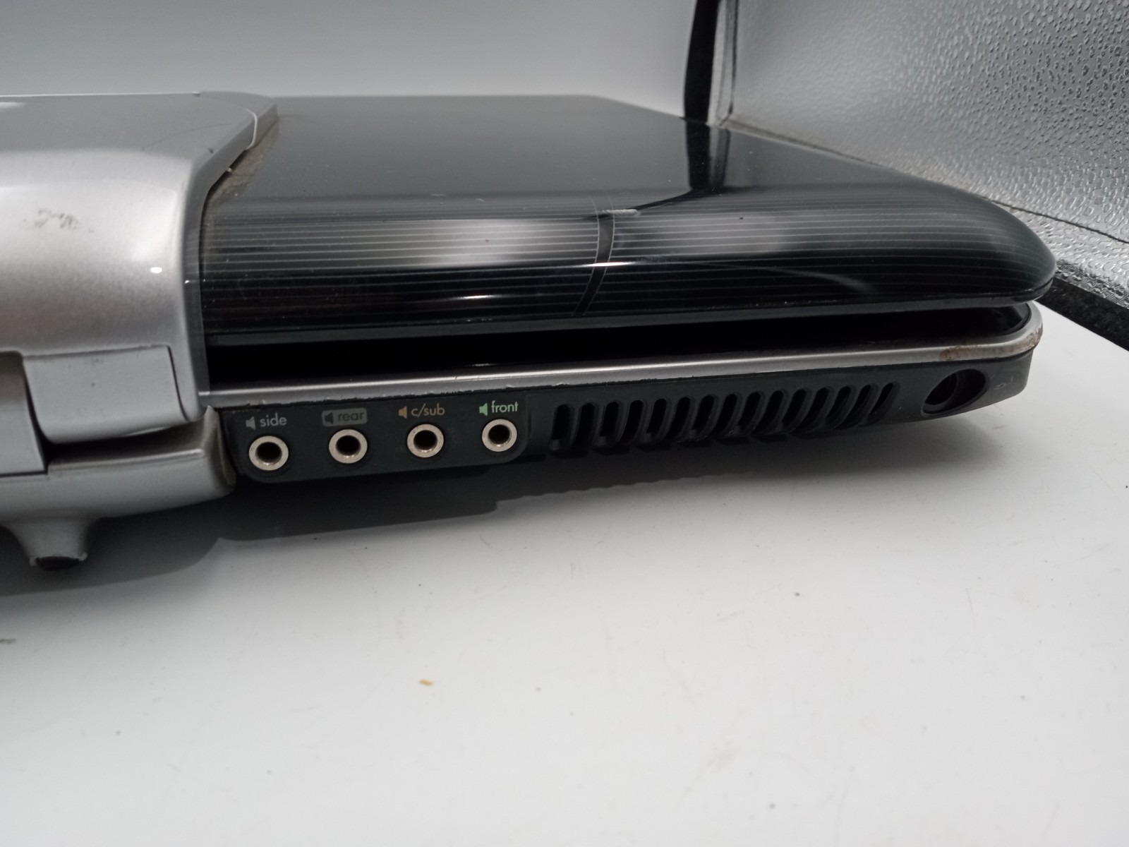 HP Pavilion HDX 9000 Dragon 20″ Laptop C2D T7500 3GB RAM – PARTS / REPAIR -RR