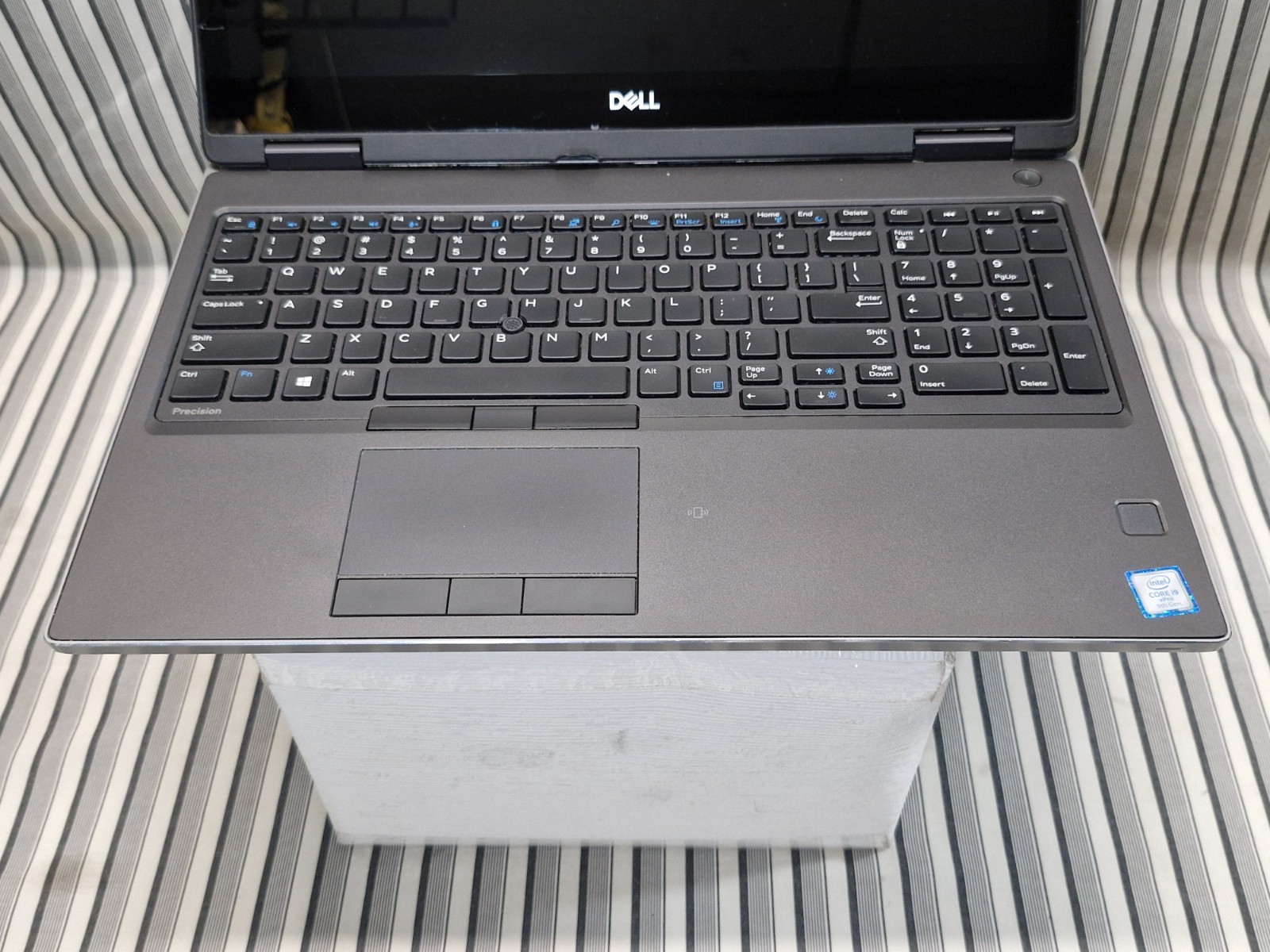 Dell Precision 7540 i9 9th Gen 15.6″ 2TB HDD No Charger Parts Repair