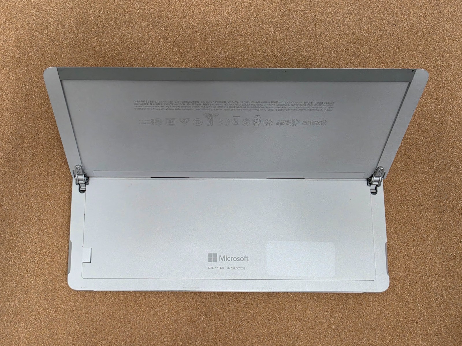 Microsoft Surface Go 2 m3-8100Y 8GB Ram 128GB SSD Win 11 Pro