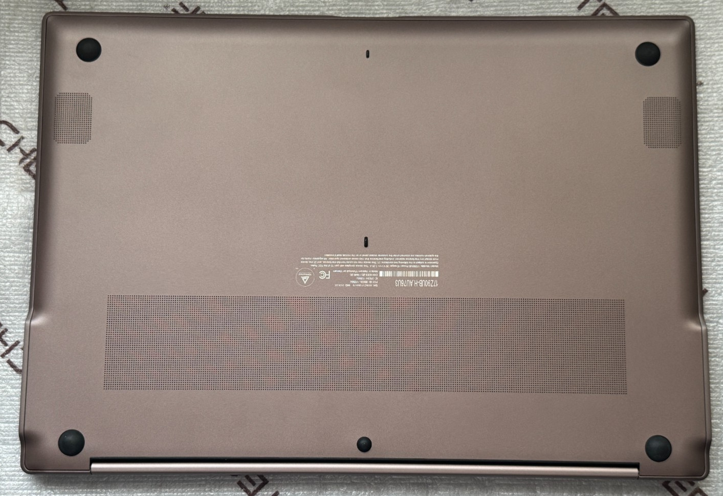 LG gram Max 17″ 2.5K Touch Laptop Ultra 7 355 32GB RAM 1TB SSD 17Z90UB-H.AU76U3
