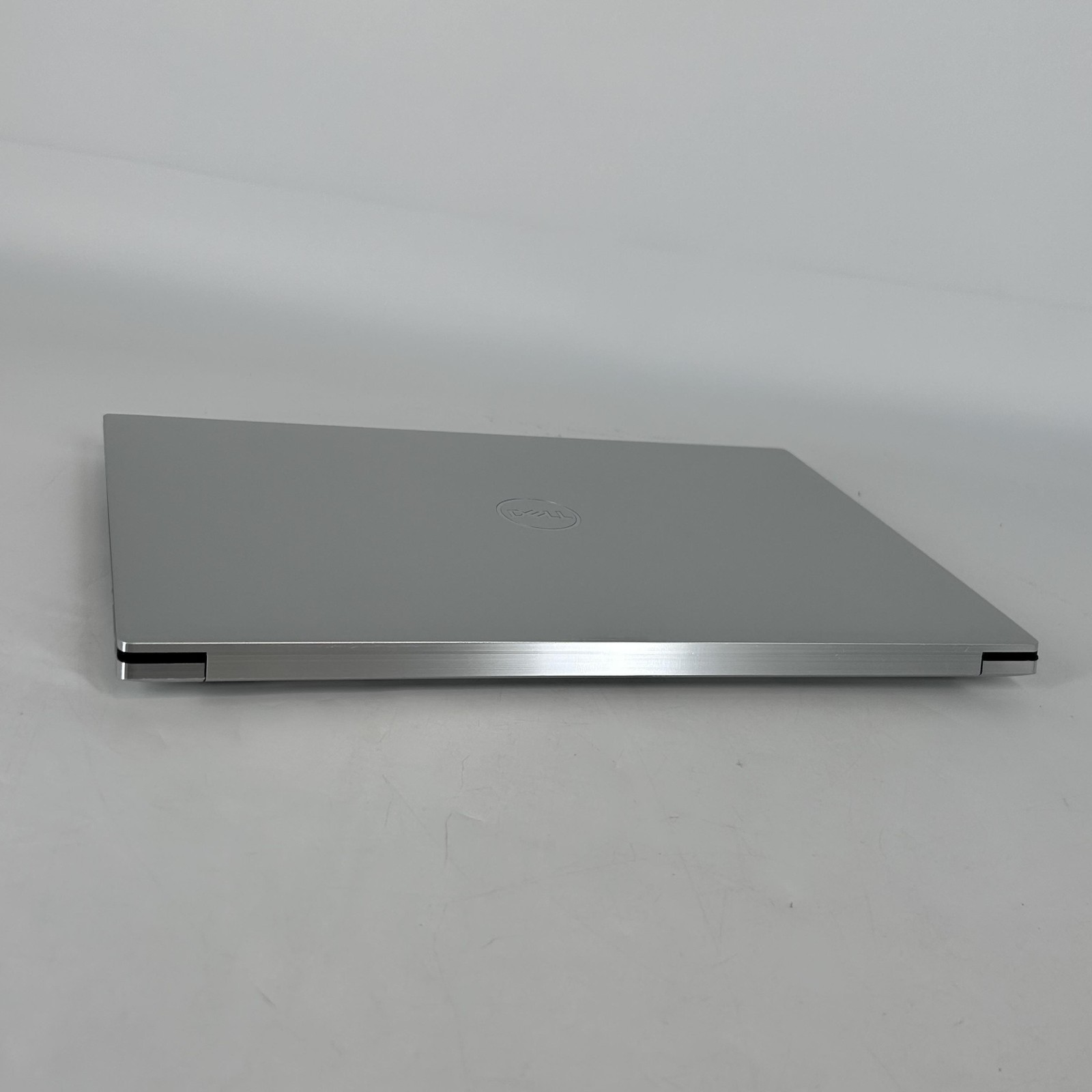 Dell XPS 15 9510 3.5K TOUCH i9-11900H 2.50GHz 16GB 512GB SSD NVIDIA RTX 3050 Ti
