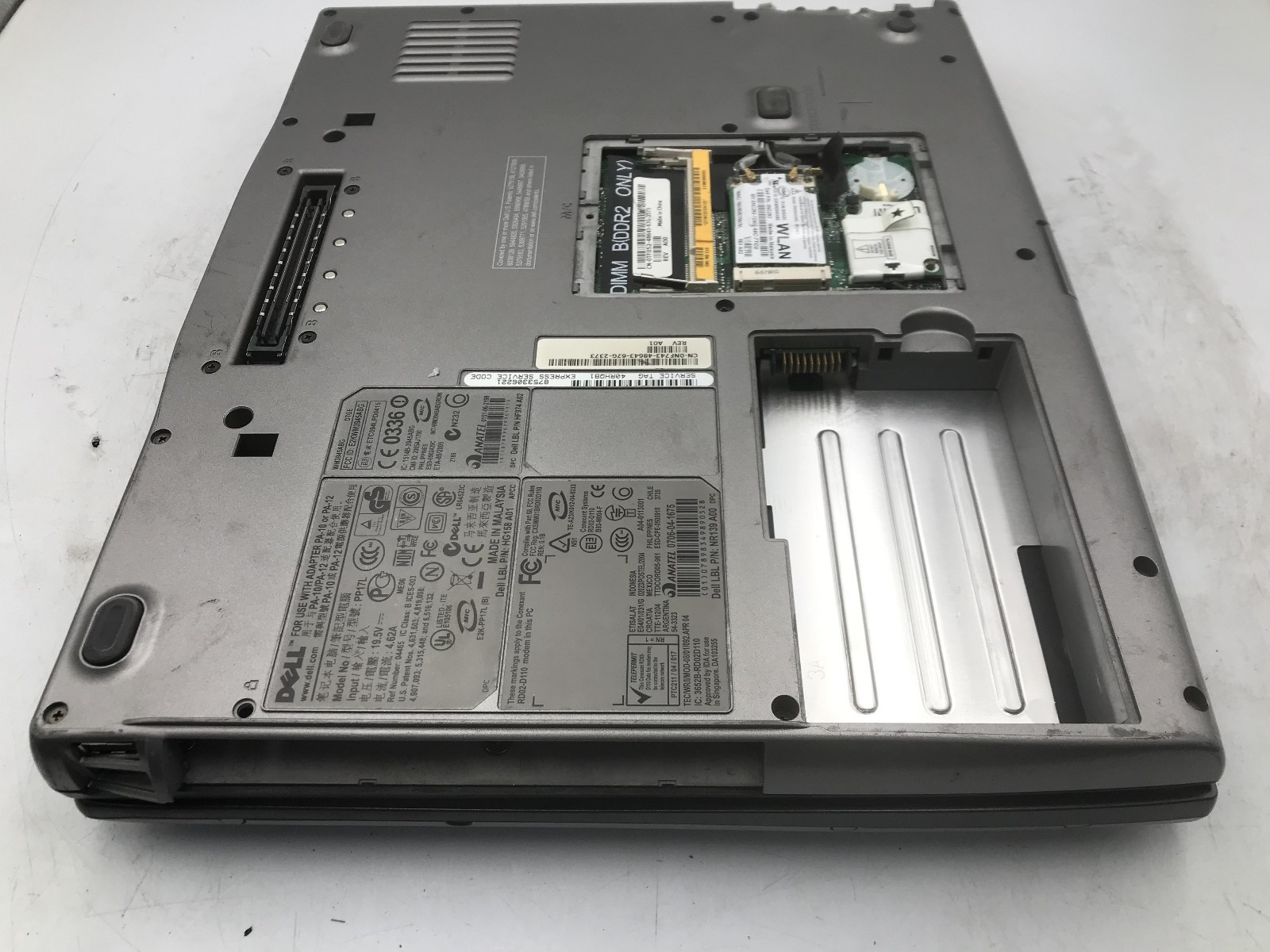 DELL LATITUDE D520 – FOR PARTS/REPAIR – INTEL CORE 2 DUO – NO RAM -READ DESC- BB