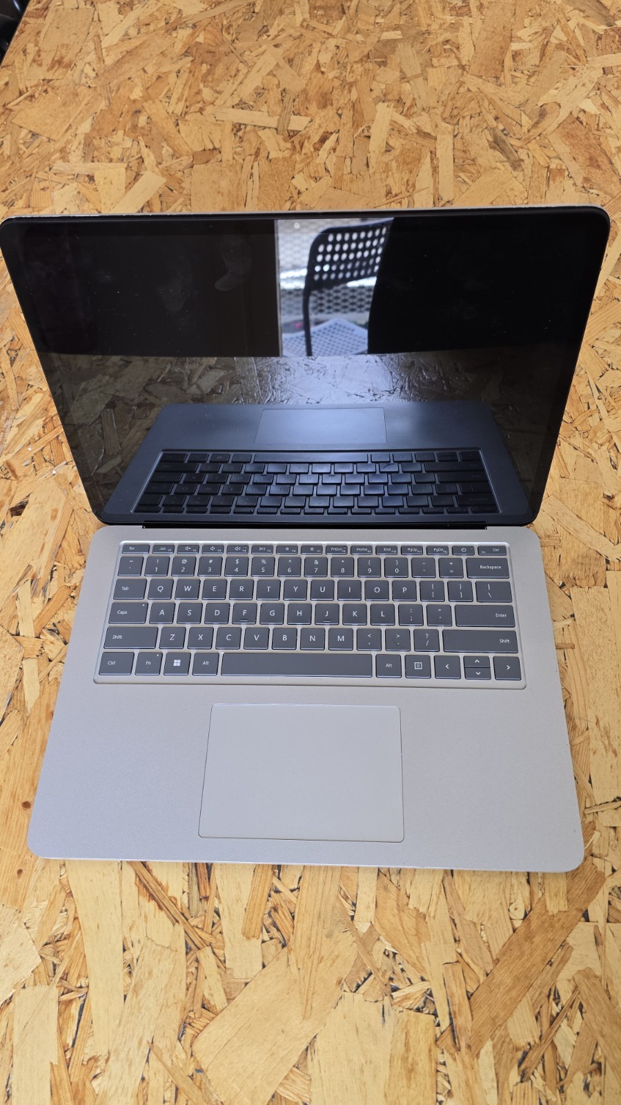 Microsoft Surface Laptop Studio i7, 32GB RAM. 1TB SSD 14in . Windows 11Pro 25H2