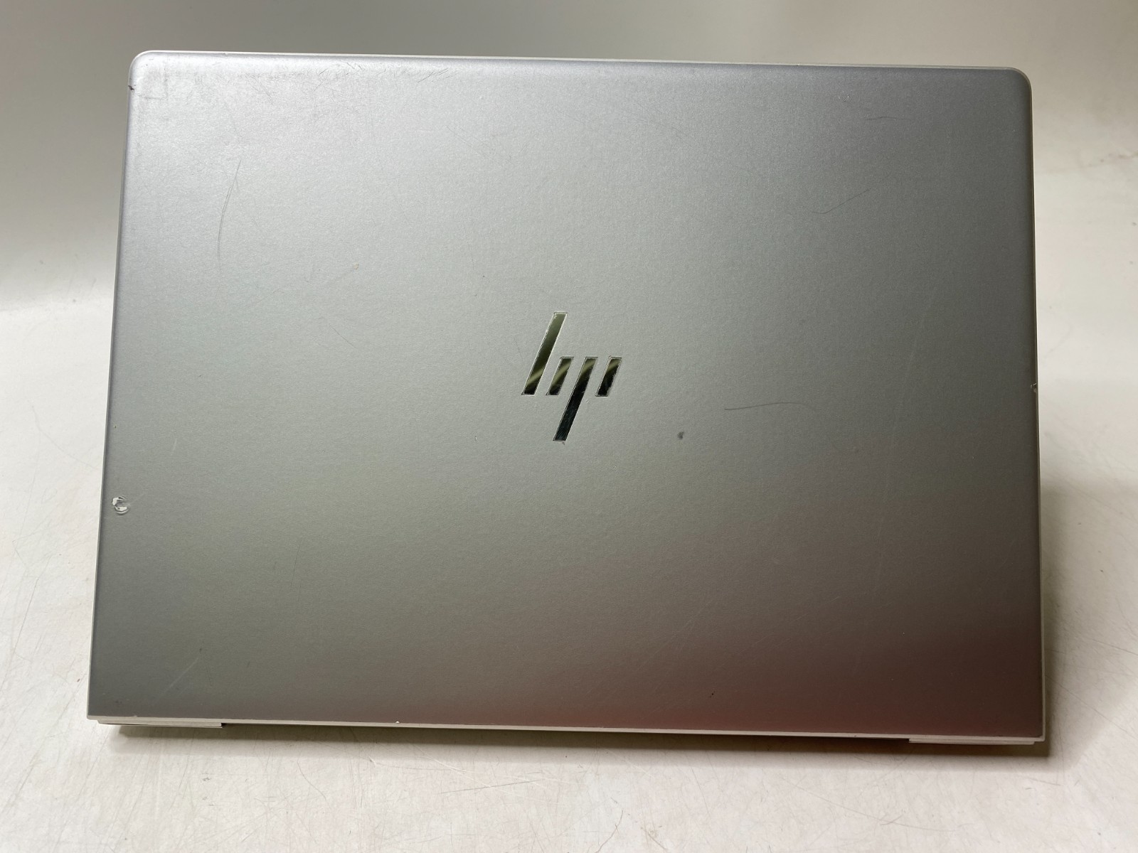 HP EliteBook 830 G5 13″ i7-8550u 16GB DDR4 240GB SSD Win11Pro – Wear