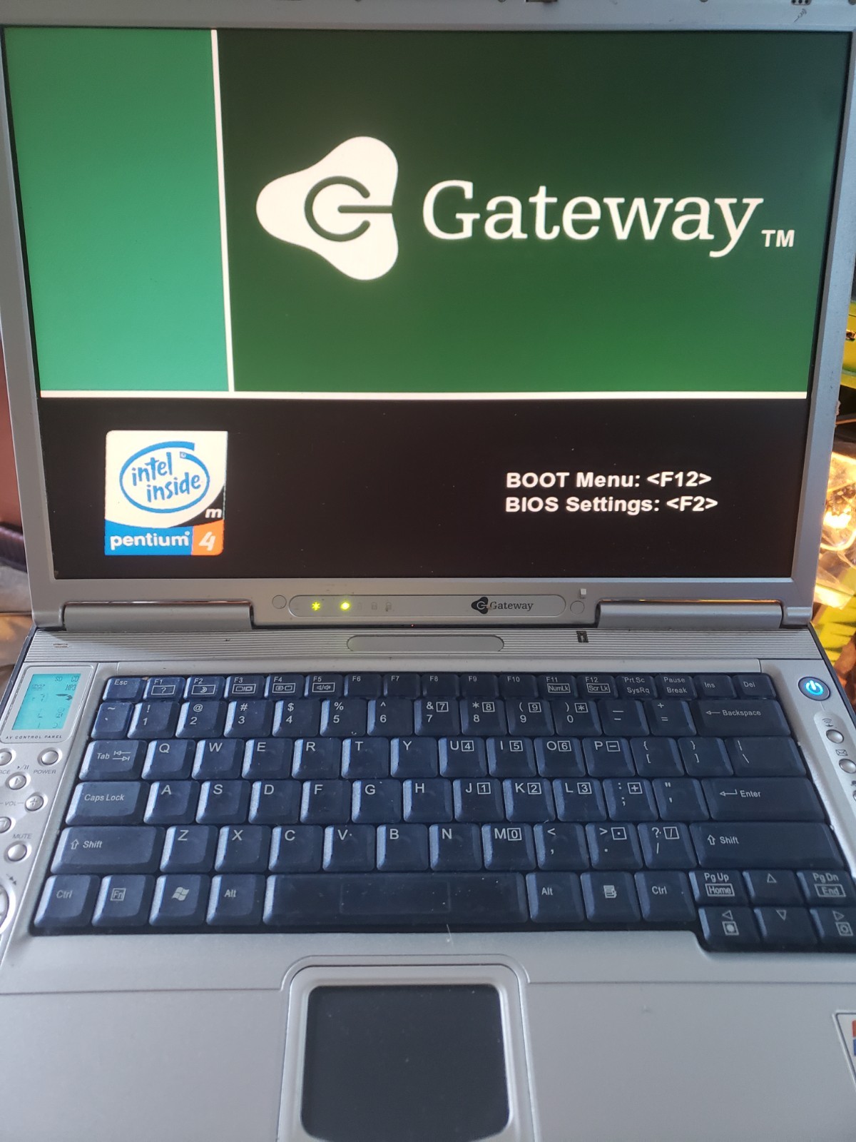 Rare Gateway M500B1 Intel Pentium 4m 2.20GHz 1GB 40gb WinXP SP3 Vintage Media PC