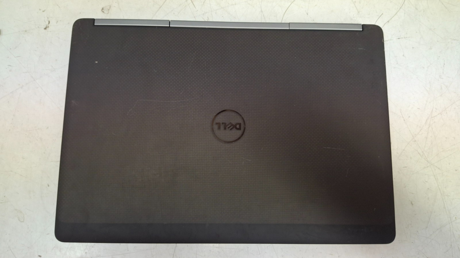 Dell Precision 7520 (Xeon E3-1505M, 16GB RAM, 240GB SSD, Nvidia GPU) NO CHARGER