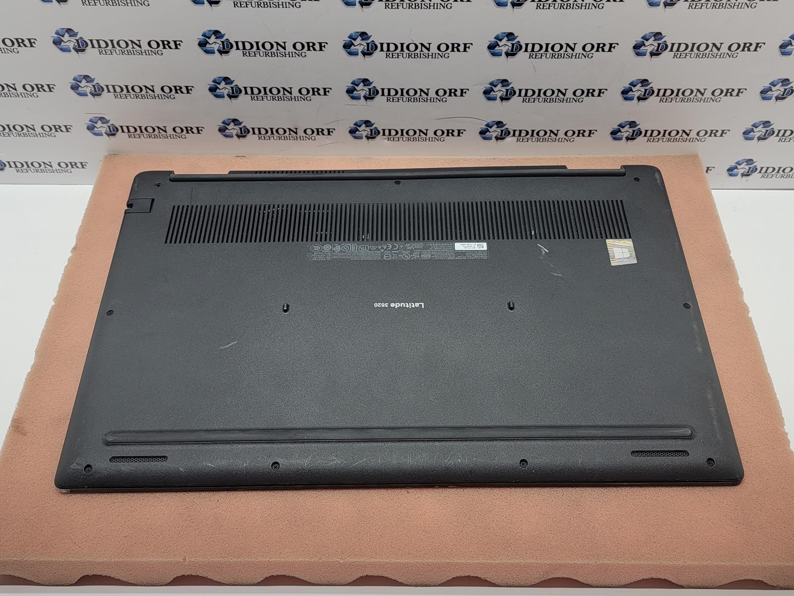 DELL LATITUDE 3520 BASE ONLY i5 1135G7 8 GB RAM NO HDD/SSD NO OS SKU 25188