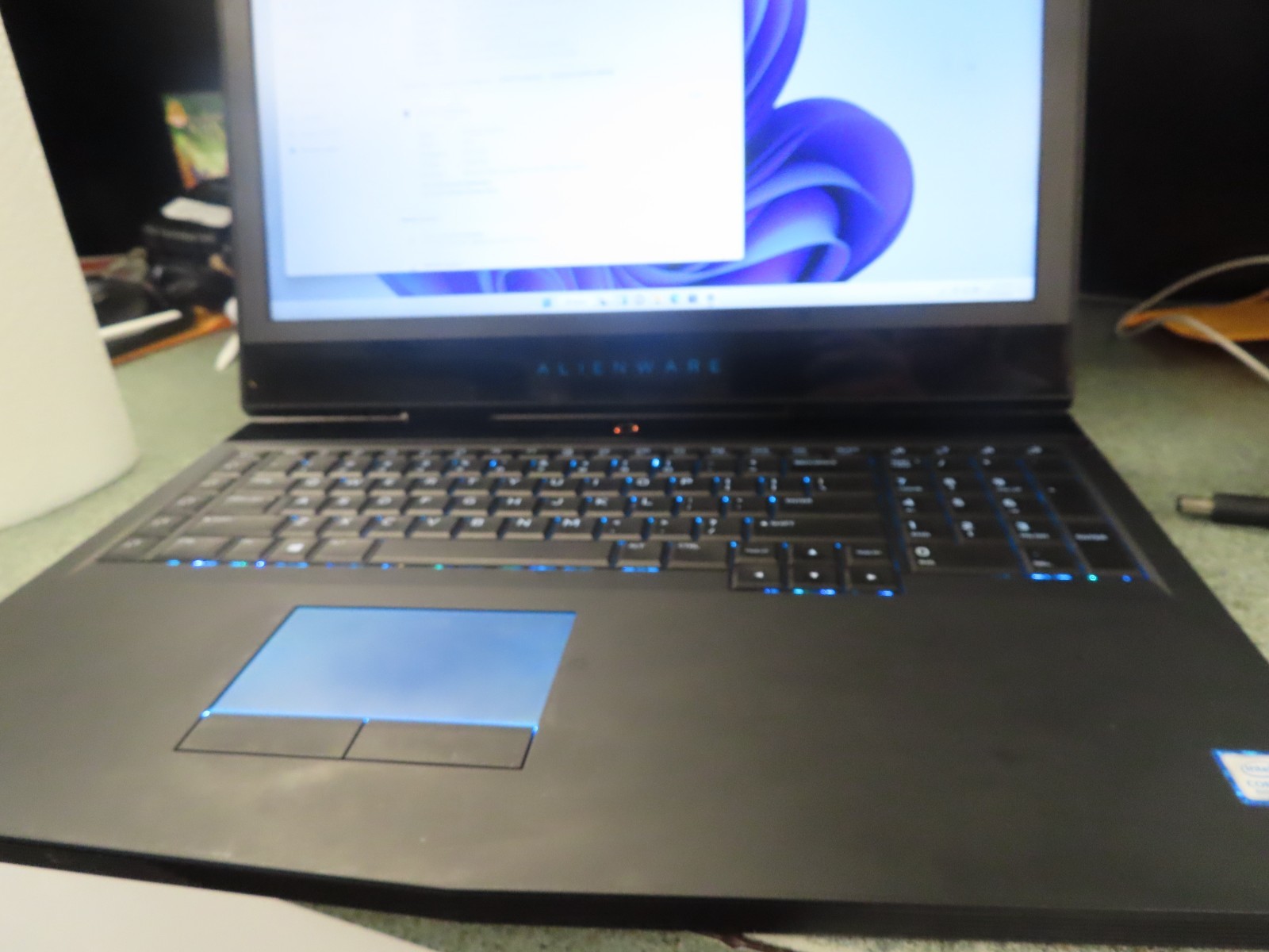 Alienware 17 R5 Gaming Laptop , I9-8950HK, 16GB RAM, 500gb