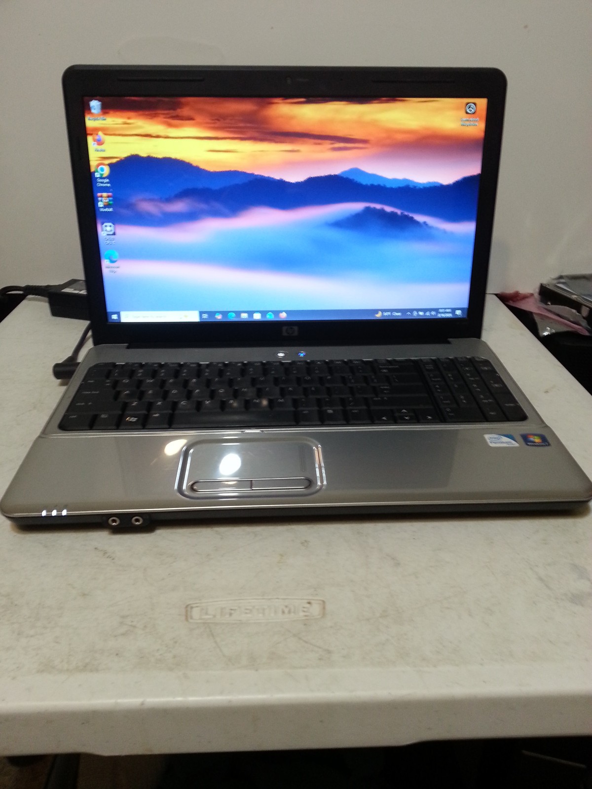 HP G60 Laptop Intel Pent T4300 2.1, 4gb, 160 Hdd,Web cam Windows 10 Pro