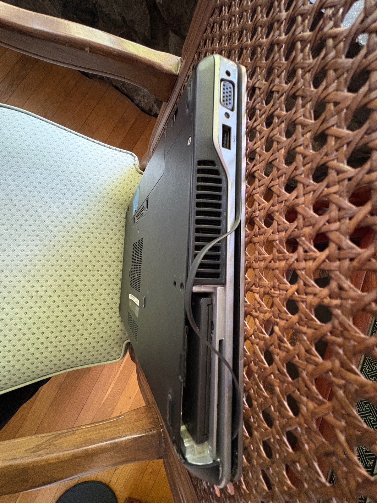 SUMMER SALE Dell Latitude Notebook PC RB-E6400 for parts