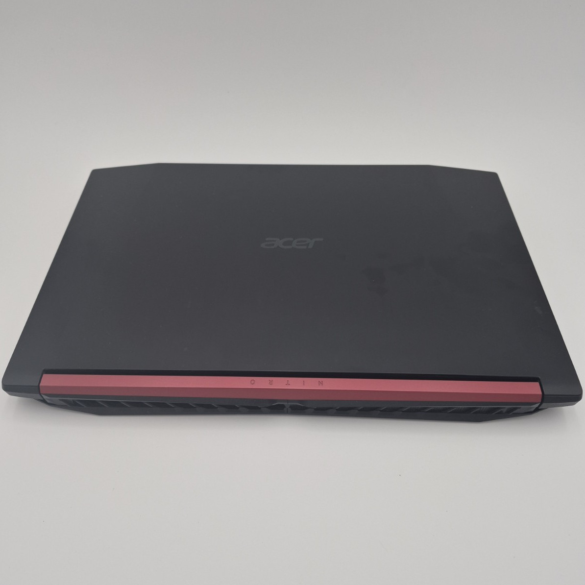 Acer Nitro 5 15.6″ FHD Gaming Laptop Ryzen 5 Radeon RX w/ Charger (Pre-owned)
