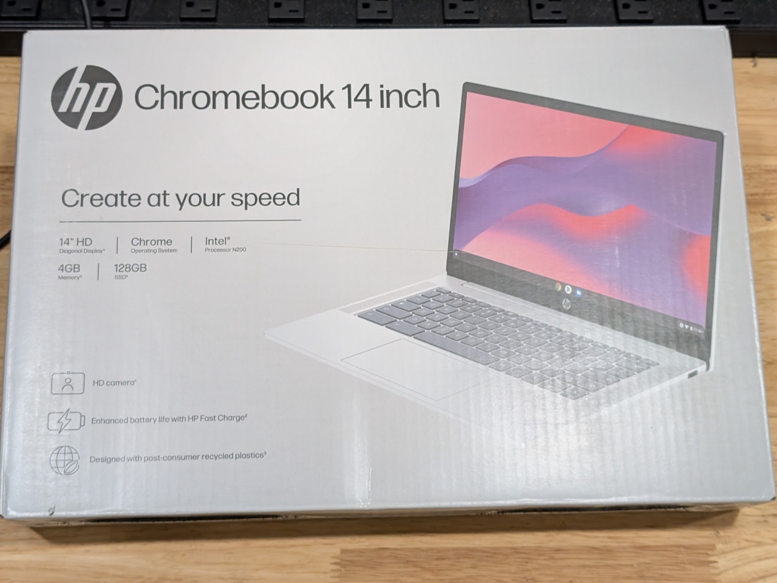 HP 14a-nf0131wm 14″ Intel N200 4GB RAM 128GB UFS Chrome OS Glacier Silver