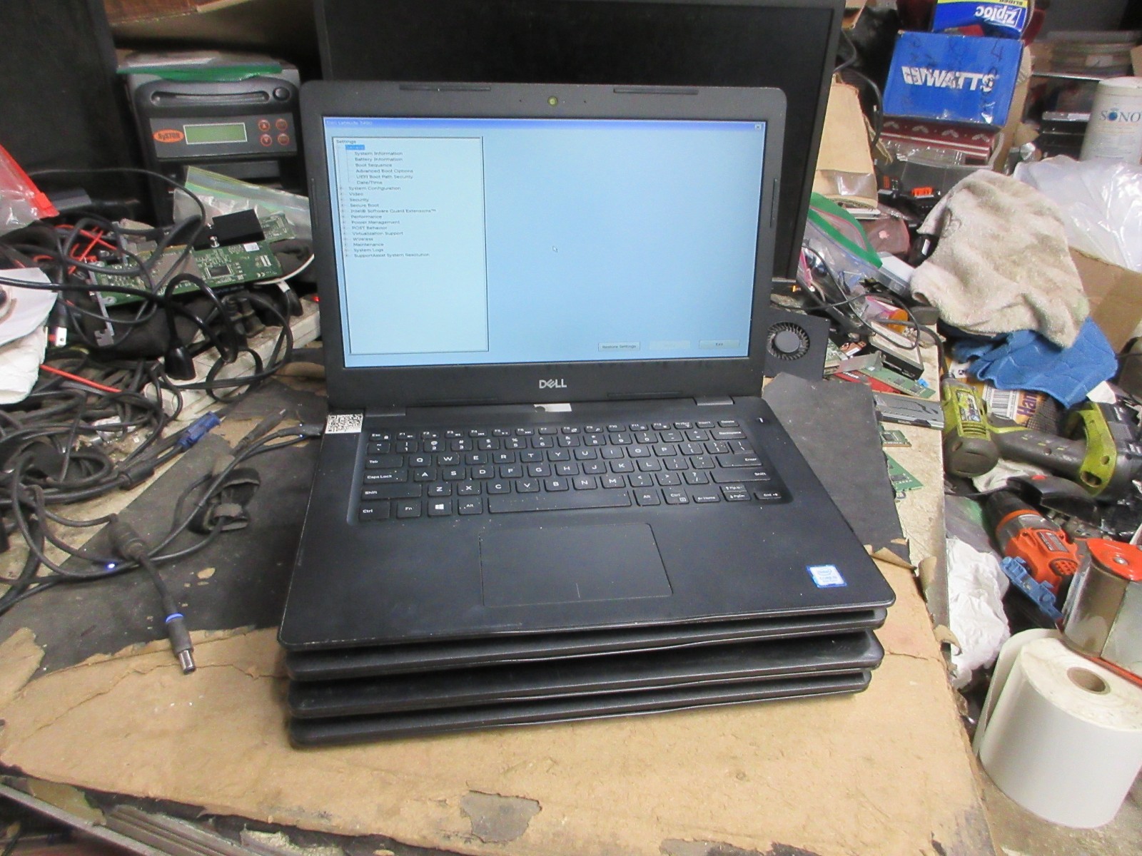 Dell Latitude 3400 14″ LAPTOP I5-8265U 1.6GHZ 4GB 256GB SSD WIFI NO OS