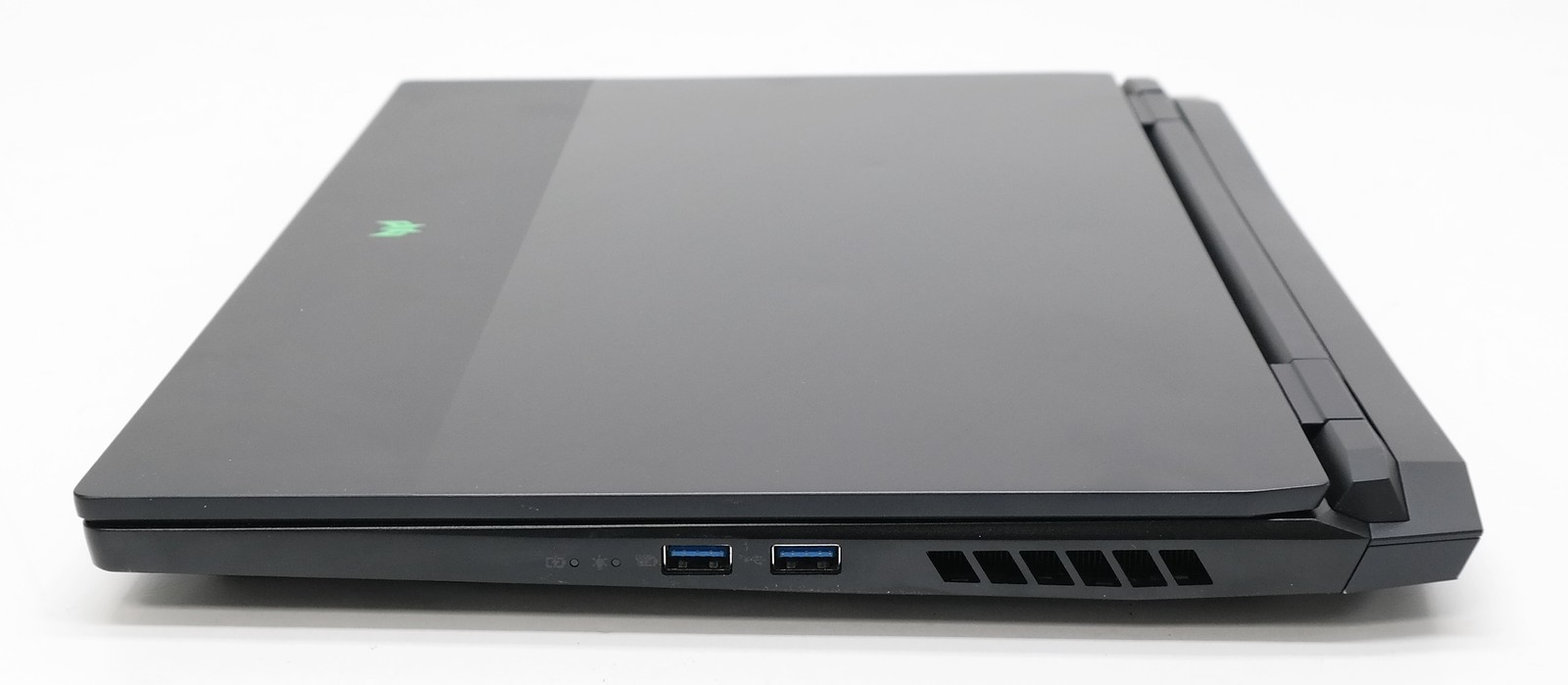 Acer Predator Helios 300 15.6″ Core i7-12700H 16GB RAM 512GB RTX 3060