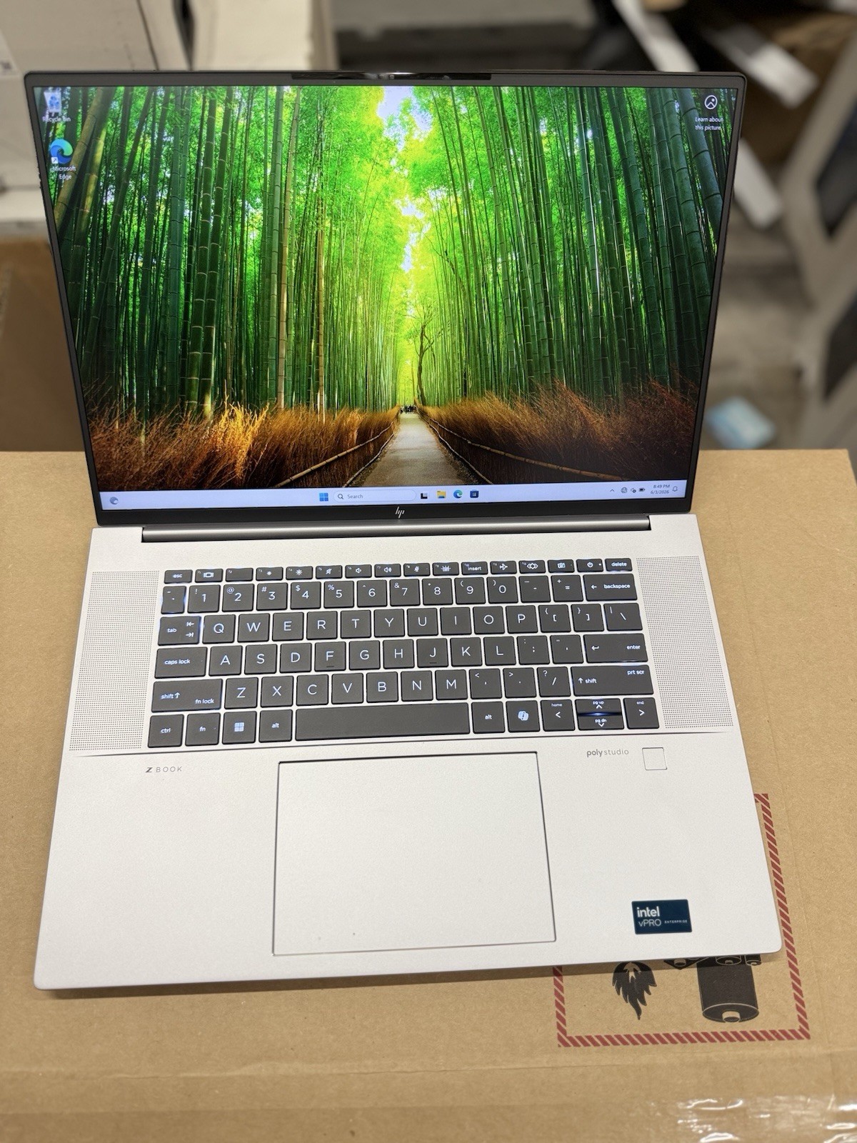 HP ZBook Studio 16 G11 4K ULTRA 9 185H / 32GB DDR5 / 1TB NVMe / RTX 4070