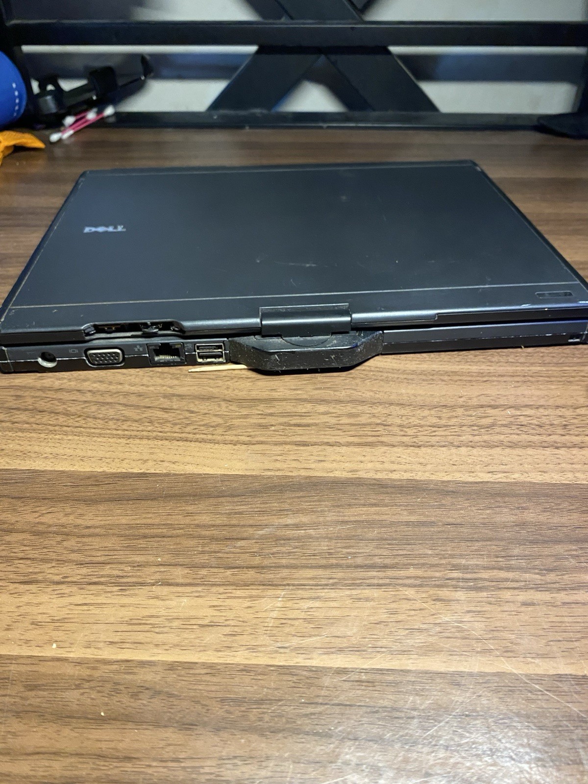 Dell Latitude XT2 Notebook Laptop Black VGA Ethernet USB 2.0