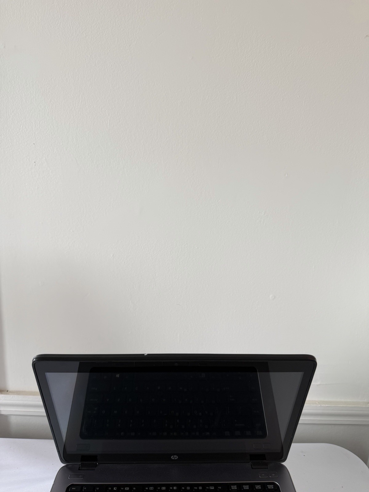 HP Elitebook 840 G1 Laptop – Good Screen – Intel i5 – RAM 4 GB – Read Des