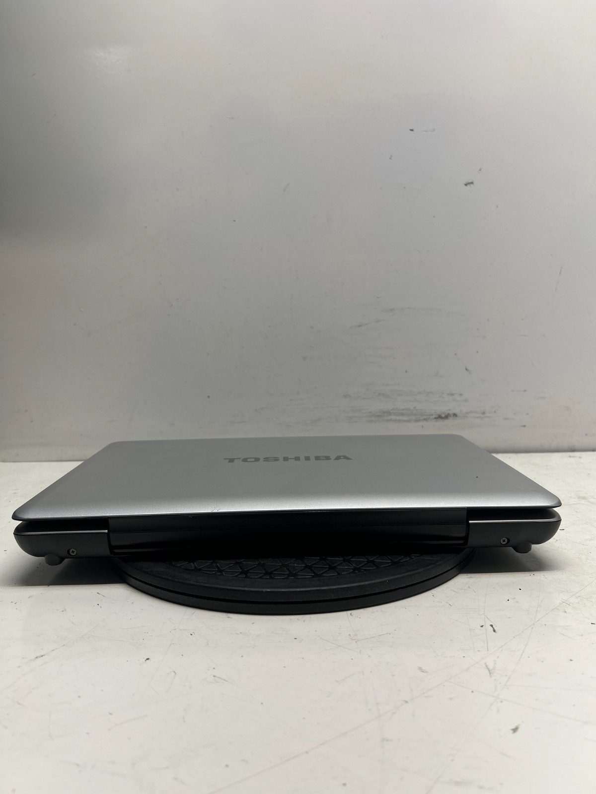 Toshiba Satellite L500 Intel Pentium Dual-Core T4400 2.2GHz 2GB NO HDD