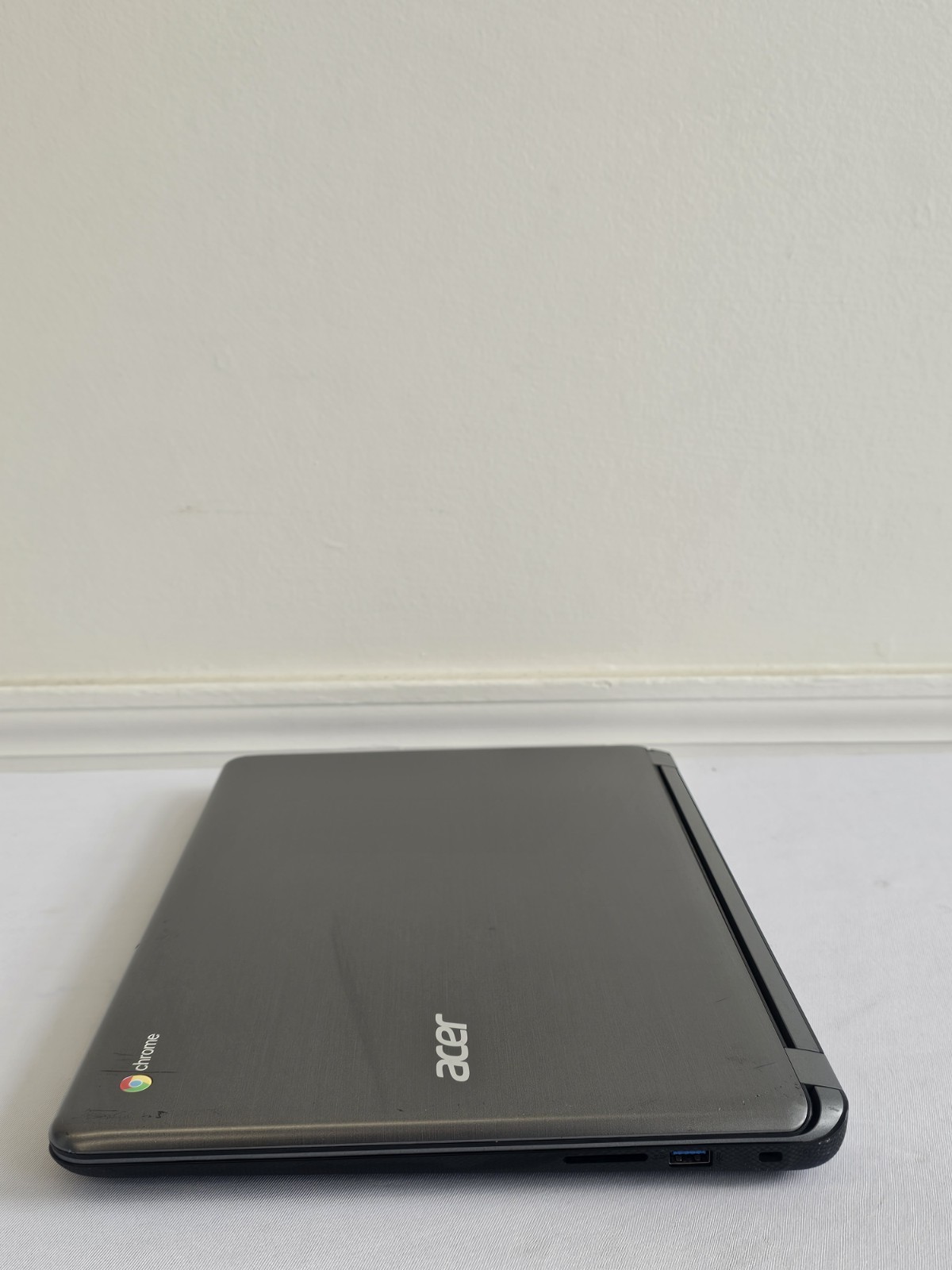Acer Chromebook 15 CB3-532 Laptop – Intel Celeron N3060 – 2GB RAM BAD BATT READ