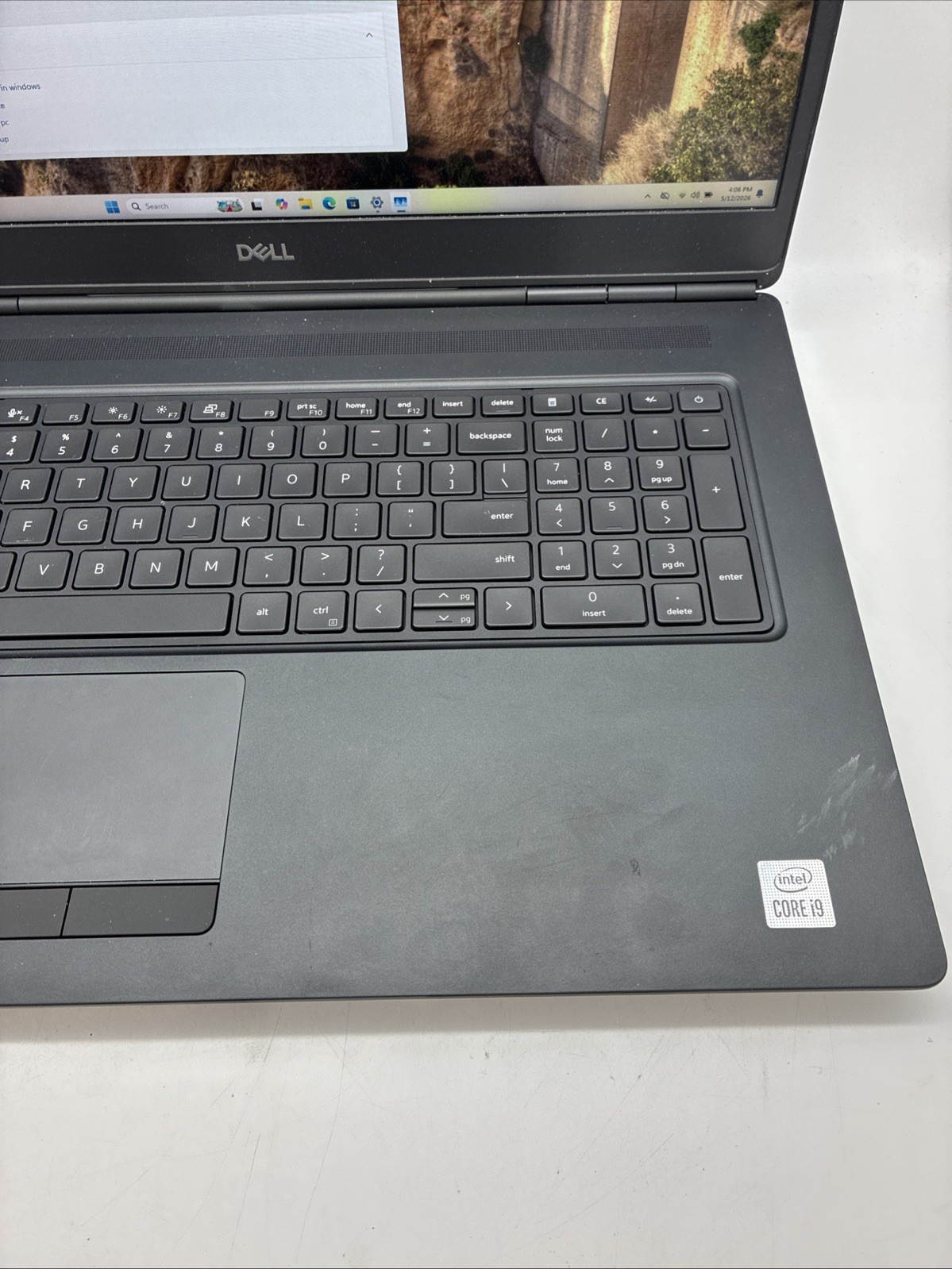 Dell Precision 7550 Intel Core i9-10 64GB 512 SSD (LIGHT SCREEN BURN) | L18