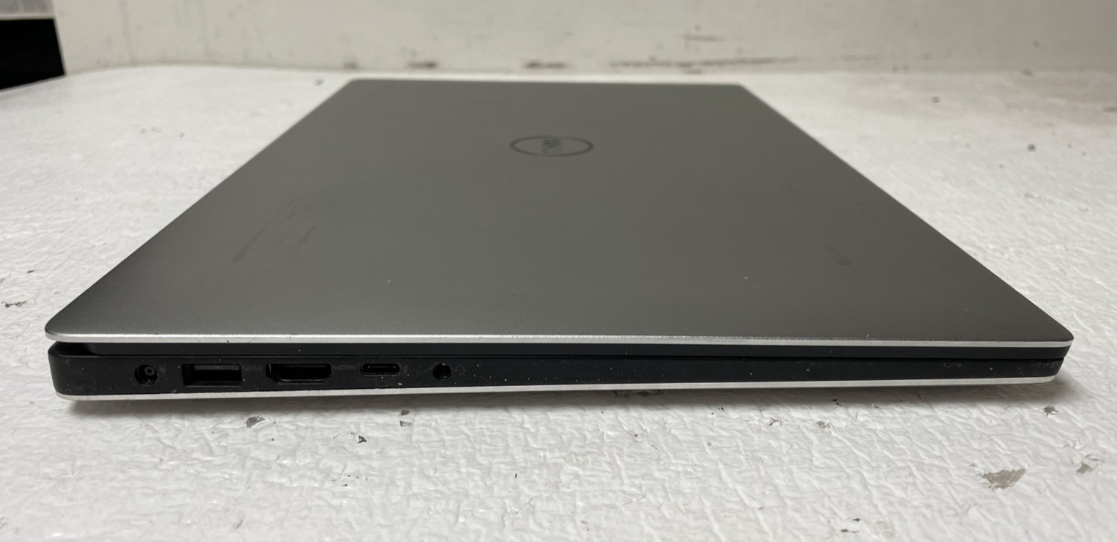 DELL XPS 15 9560 Intel Core i7-7700HQ @2.80GHZ 8GB RAM NO SSD For Parts *READ