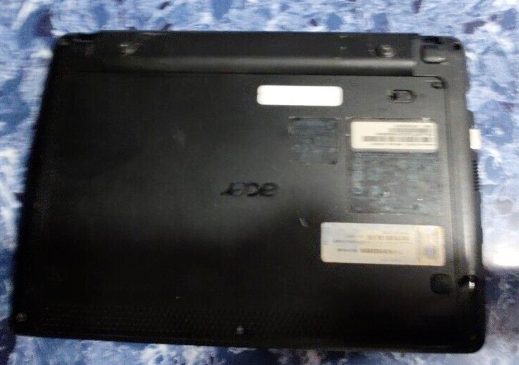 For parts or not working Acer Aspire One 722 – 0427 Laptop 11.6″
