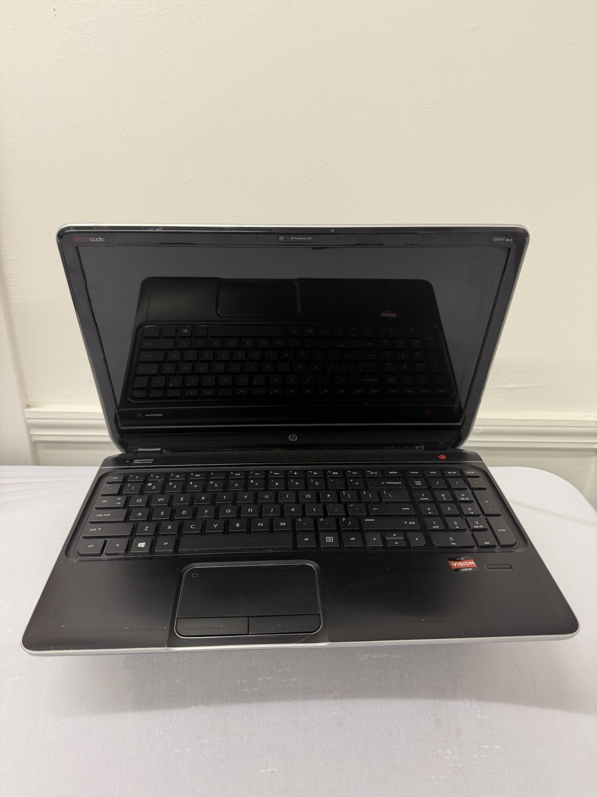 HP ENvy dv6-7229wm Laptop – AMD A10 – RAM 2GB – Read Desc