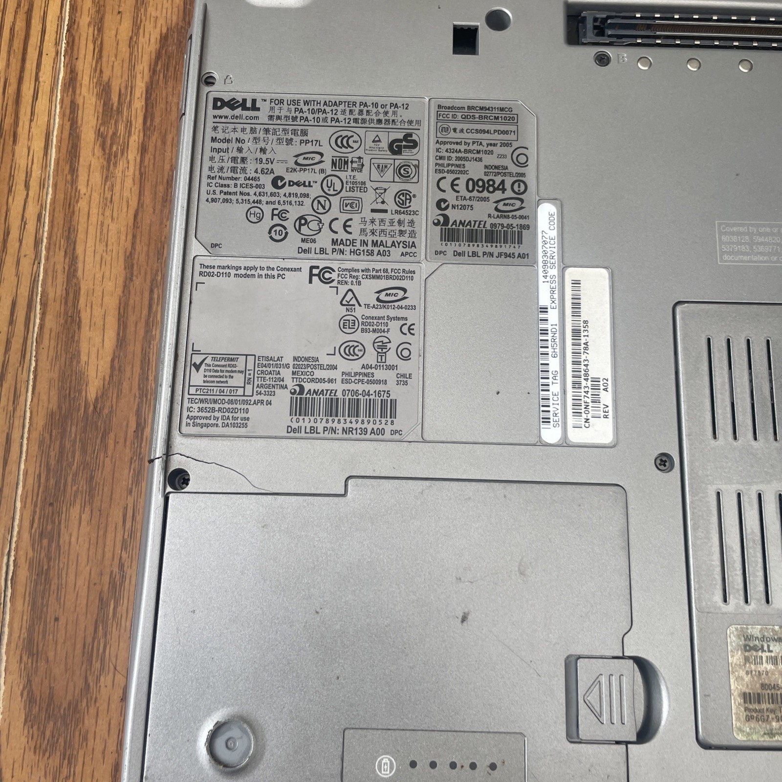 Dell Latitude D520 Laptop Vintage For parts or repair