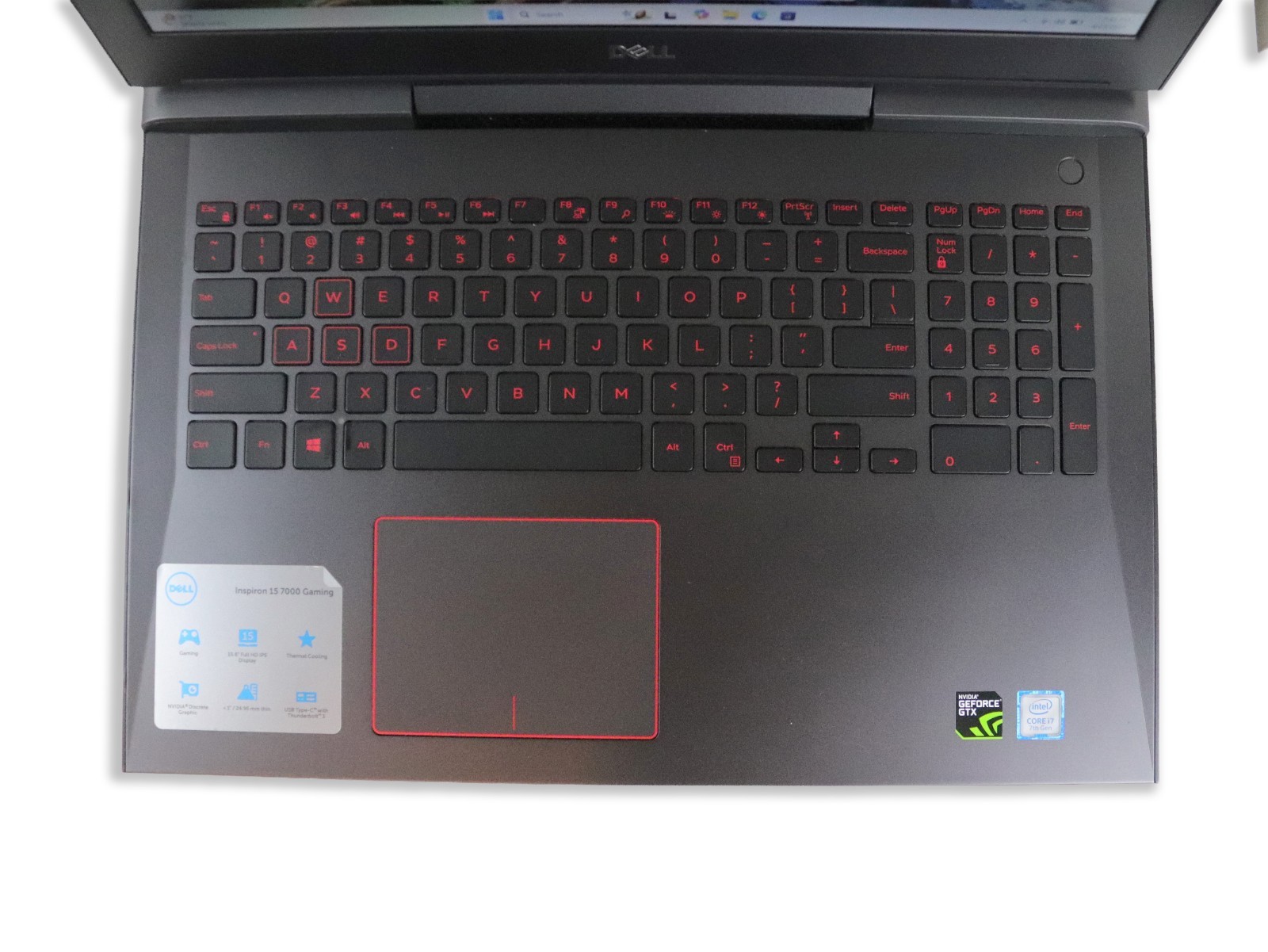 Dell 7577 15.6″ Intel i7-7700HQ 16GB DDR4 256GB SSD+1TB HDD NVIDIA GTX 1060