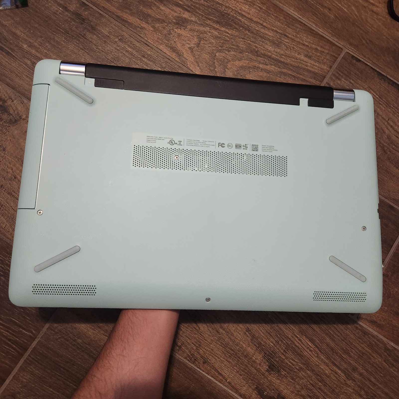 HP 15-bs005ds – Celeron CPU N3060 – 4GB RAM – 1TB HDD – Baby Blue Color
