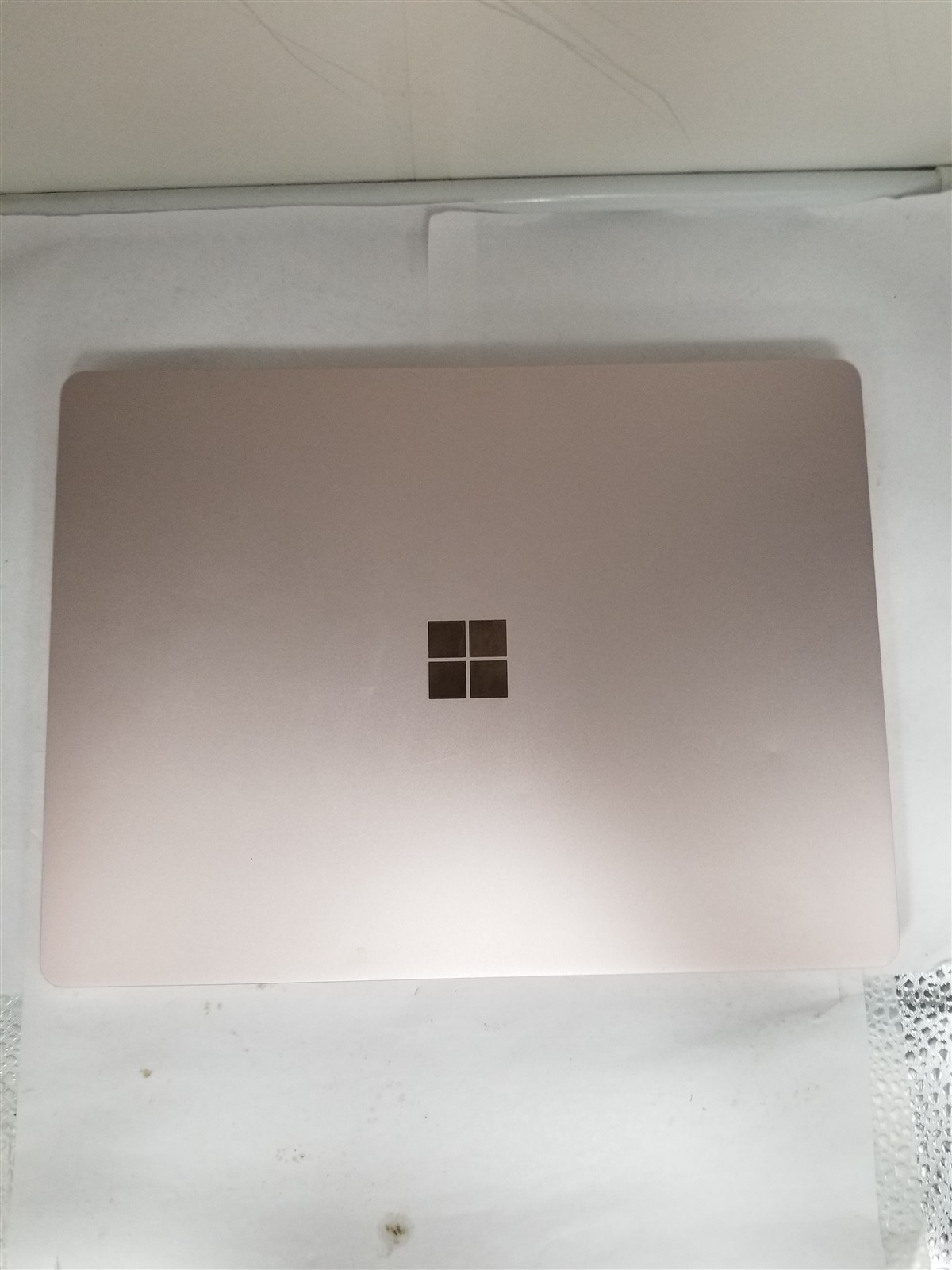 Microsoft Surface Laptop Go Core i5 12.4″ 8GB/128GB Gold See Details VD6230