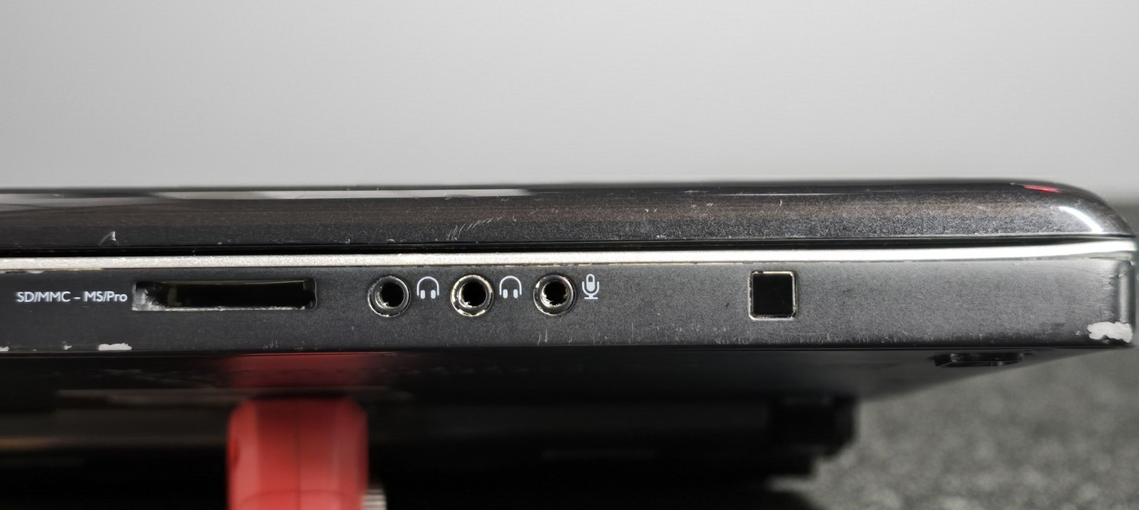 Dell Studio XPS 1340 Vintage Laptop- NO HD- BATTERY ISSUE- FOR PARTS OR REPAIR