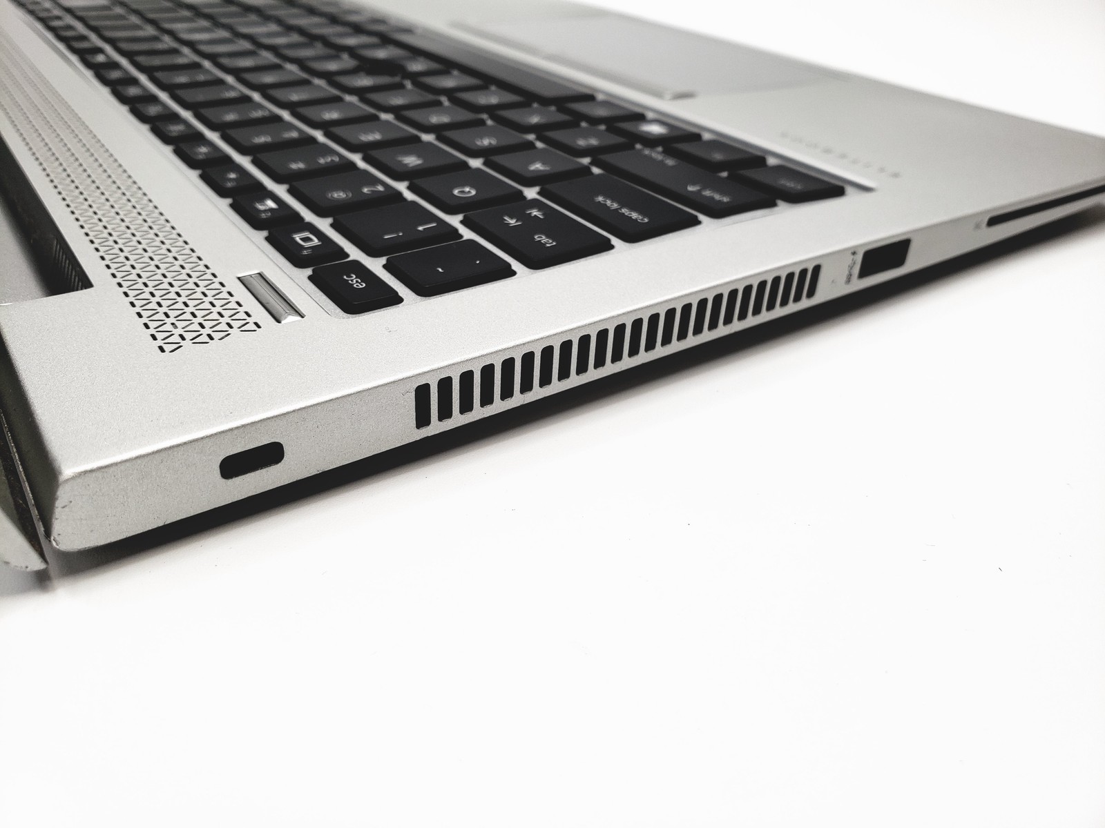 Hp Elitebook 840 G6 14″ FHD i5-8365U 1.60GHz 8GB RAM 256GB SSD Win 11 Pro Laptop