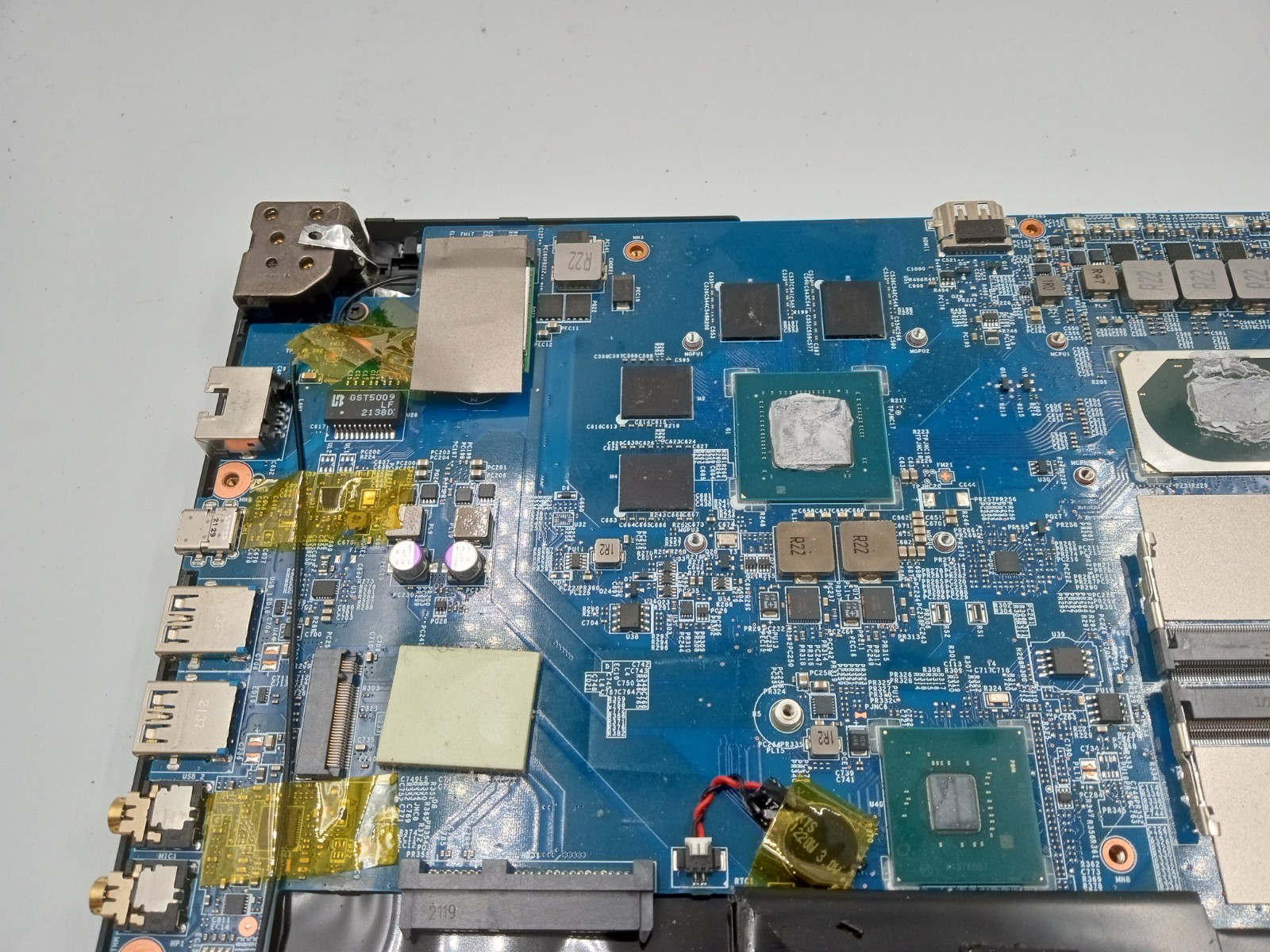 MSI GF53 Thin 10SC 15.6″ Laptop Intel i5-10300H Nvidia GTX 1650 – PARTS – READ!