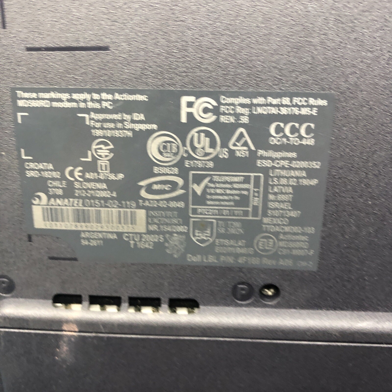 Dell inspirion 2650 laptop with bag and charger Pentium FOR parts
