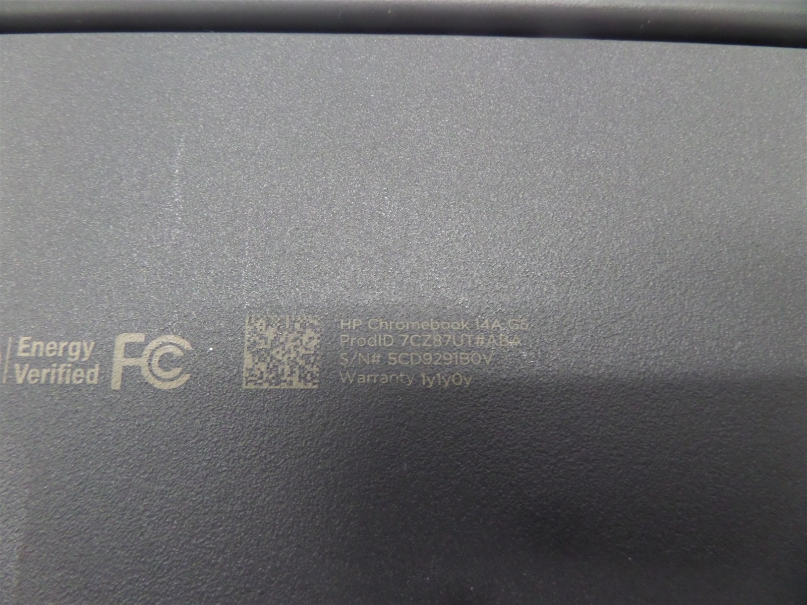 HP 14″ Chromebook 14A G5 16GB eMMC 7CZ87UT#ABA – Display Color Issue