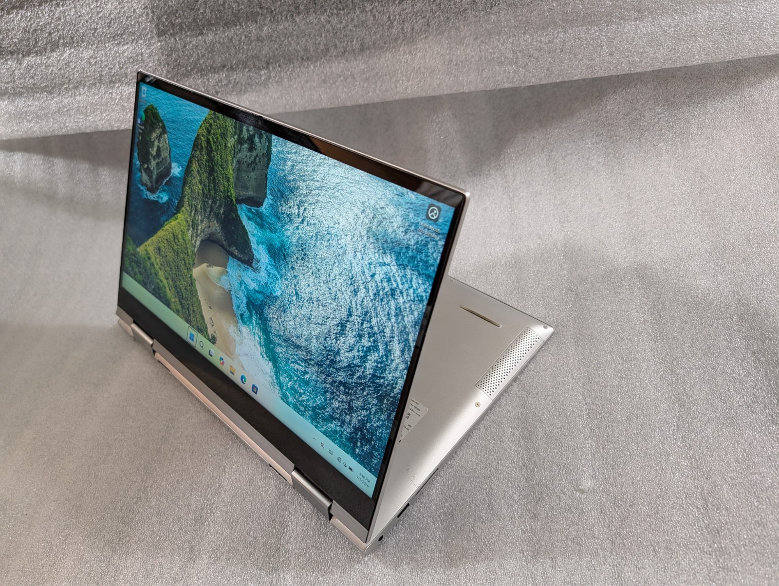 Dell Inspiron 7506 2-IN-1 Touch 15.6″ i7-1165G7 16GB RAM 512GB SSD Windows 11
