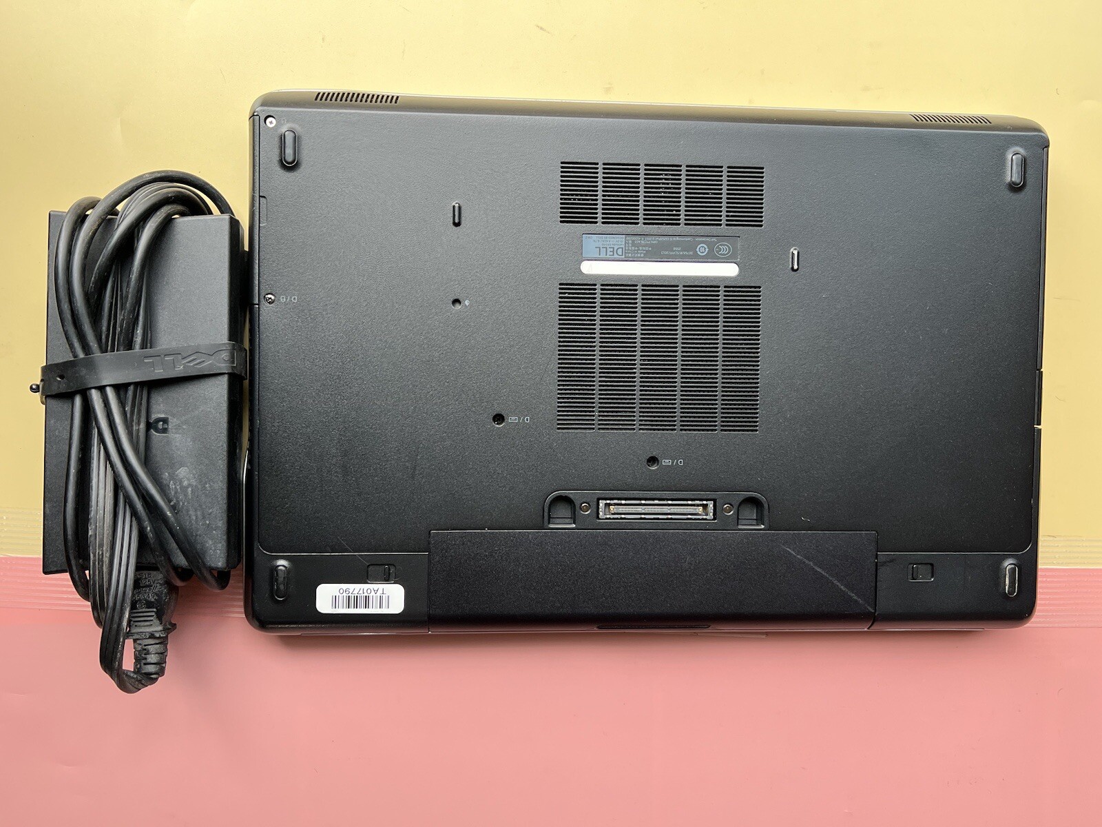 Dell Latitude E6540 Core i5-4310M 2.70GHz 4GB RAM 500GB HDMI BACKLIT 1920X1080