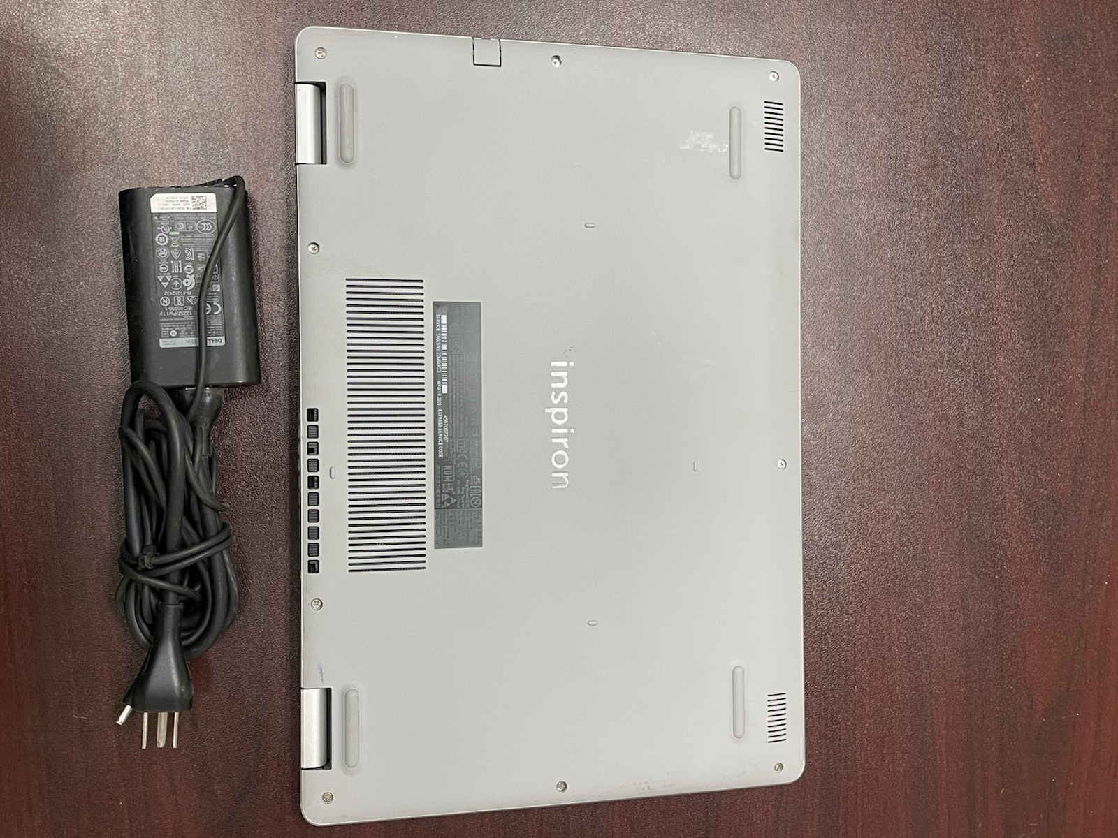 Dell Inspiron 5593 15.6” i3-1005G1 8GB RAM 128GB SSD Win11 Pro OEM Charger