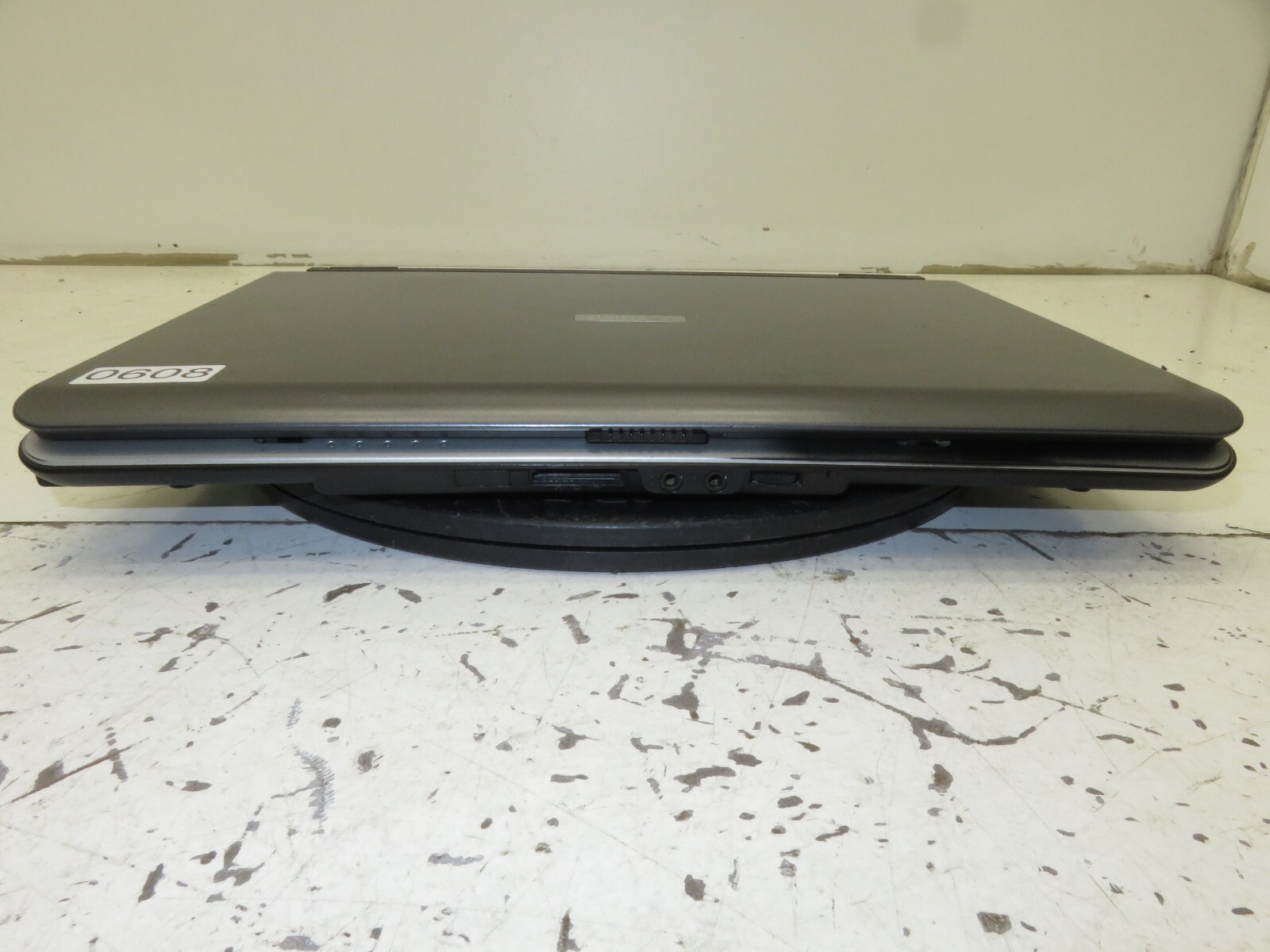 Toshiba Satellite A105-S4201 Laptop Intel Core Solo 512MB Ram No HDD/Battery