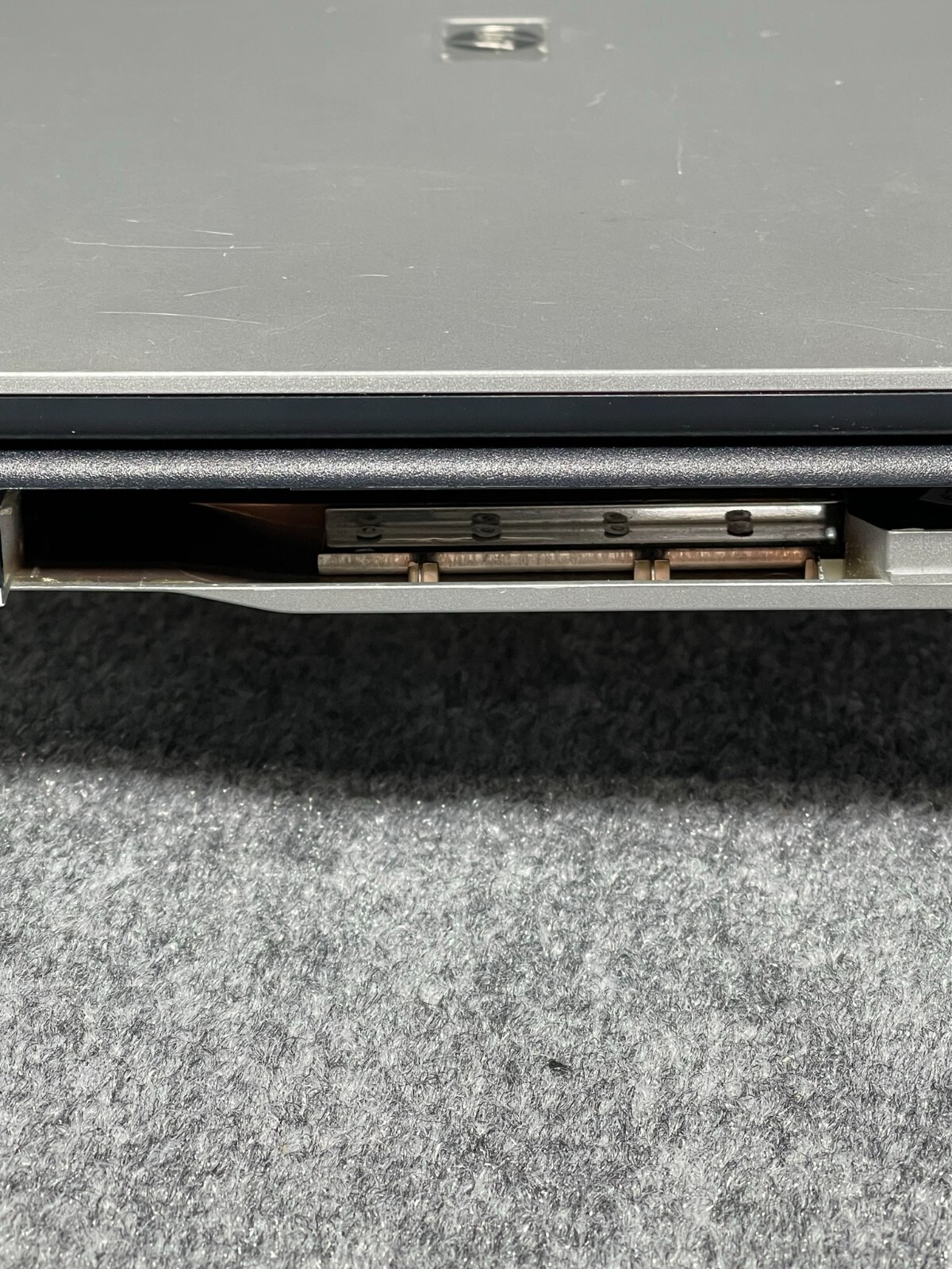 HP Pavilion DV1000 Laptop Intel Centrino For Parts Repair Notebook