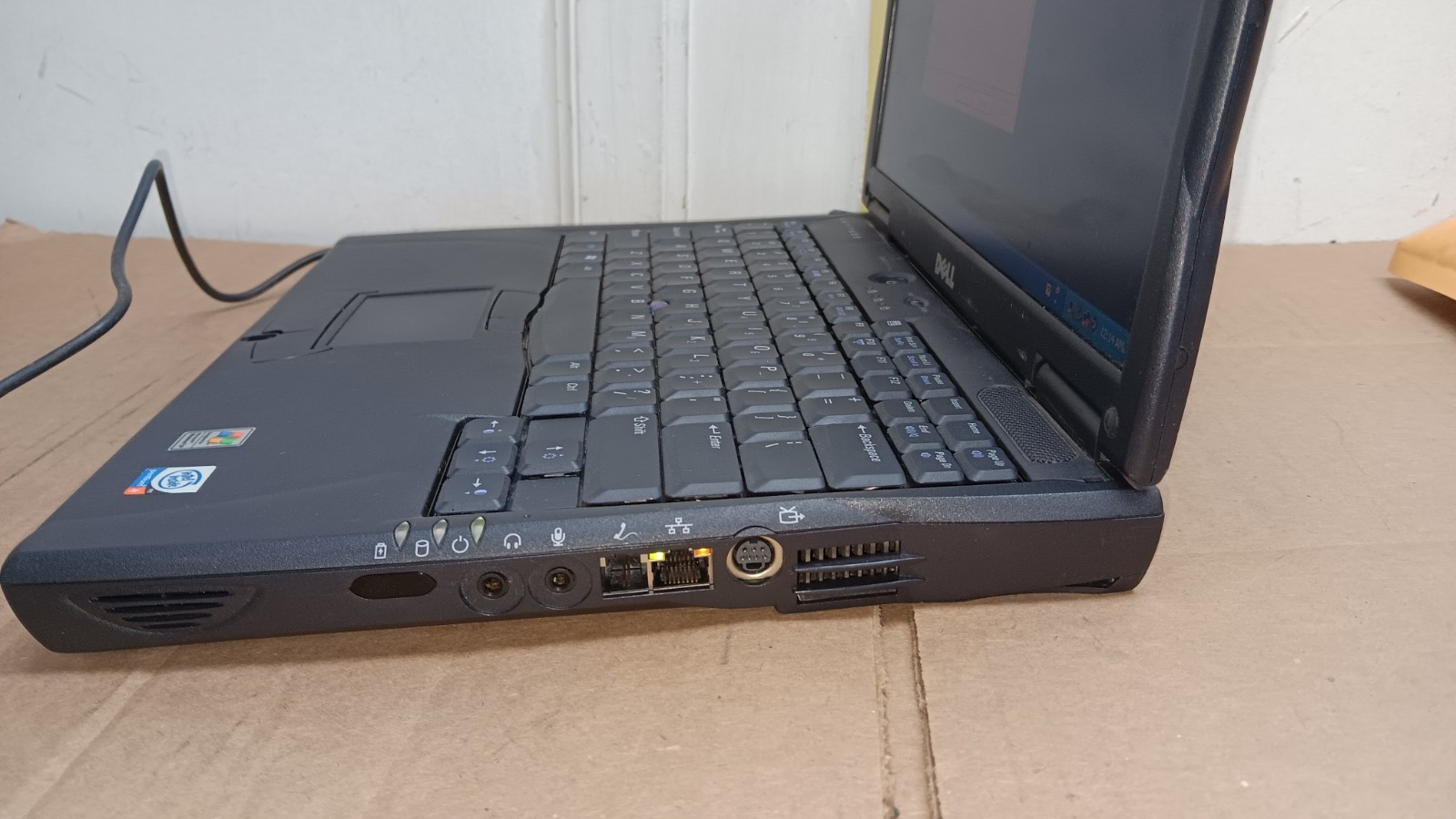 Vintage Dell Latitude C640 Laptop 2 GHz Windows XP Pro Serial & Parallel port