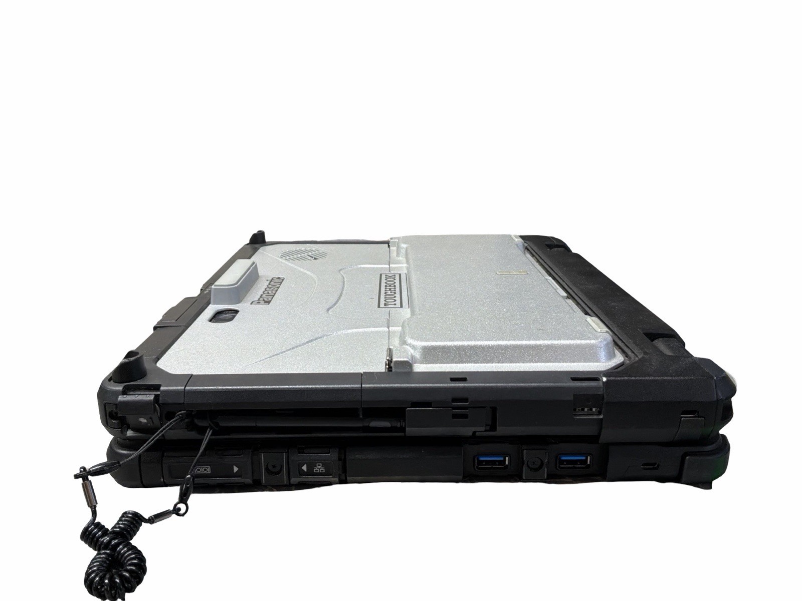 Panasonic Toughbook CF-33 i5-6TH GEN 2.4GHz 8GB RAM TOUCH For Parts SEE DETAILS